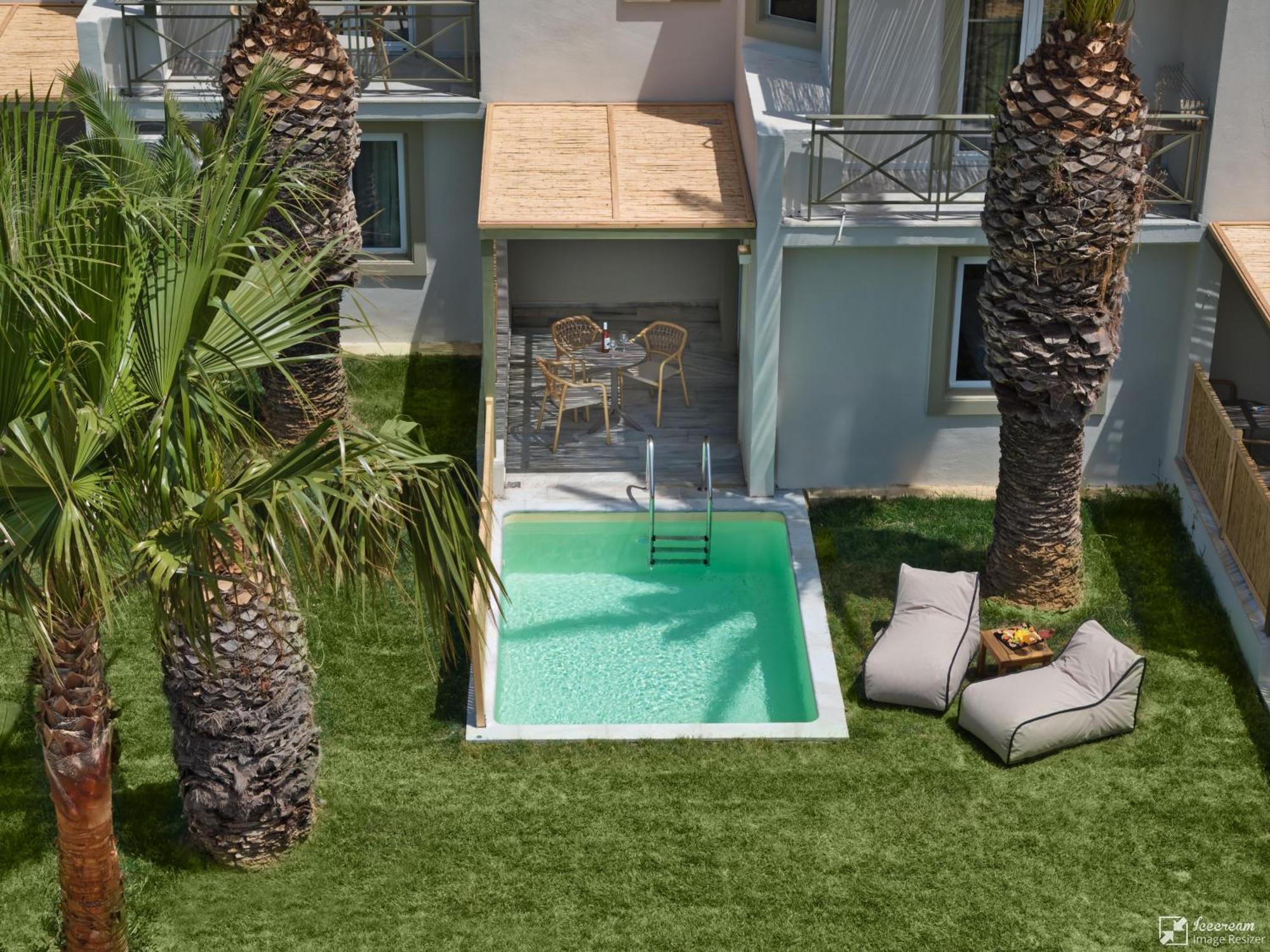 Superior Bungalow Private Pool