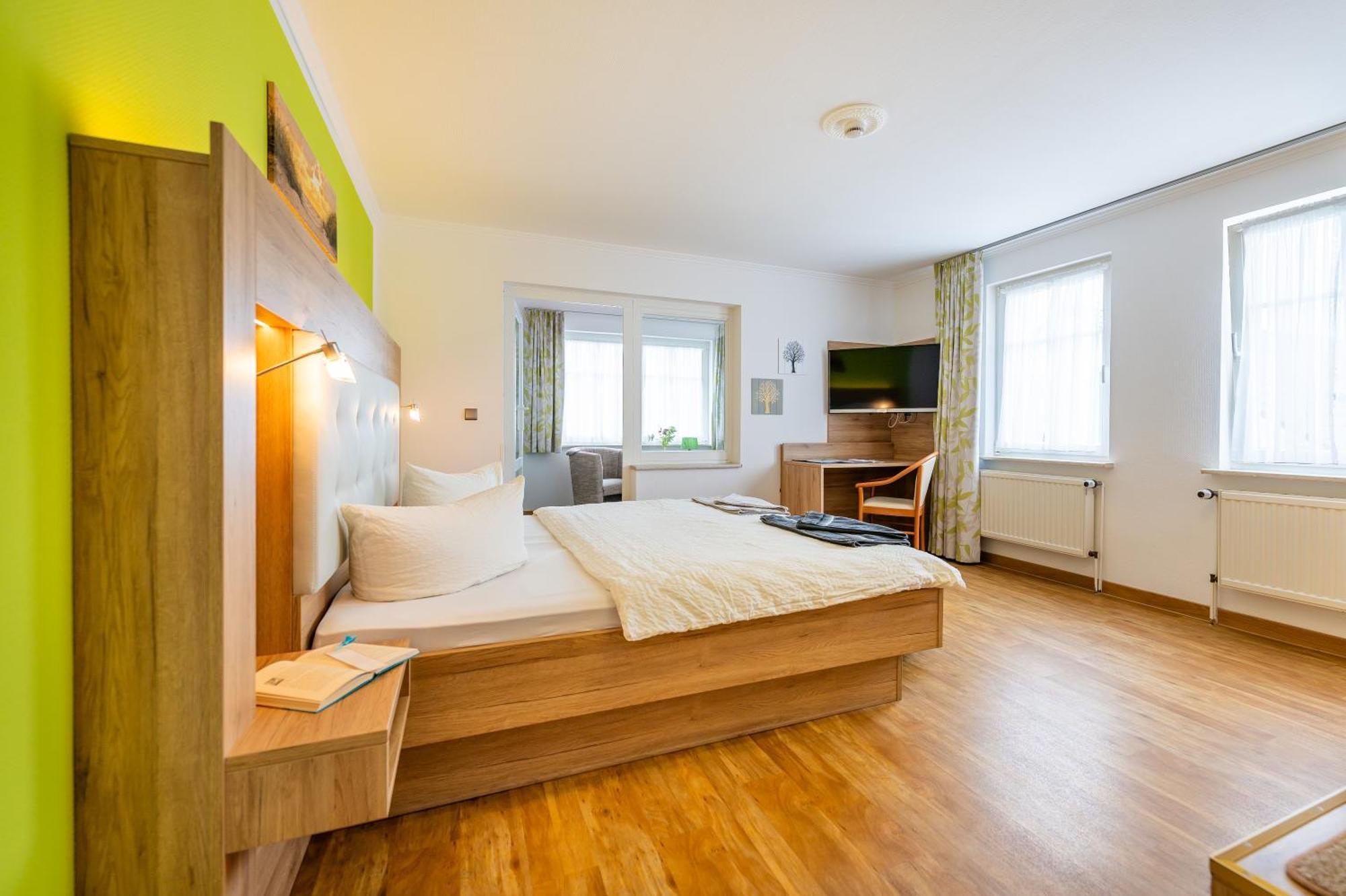 Double Room,1585472572:JPEG