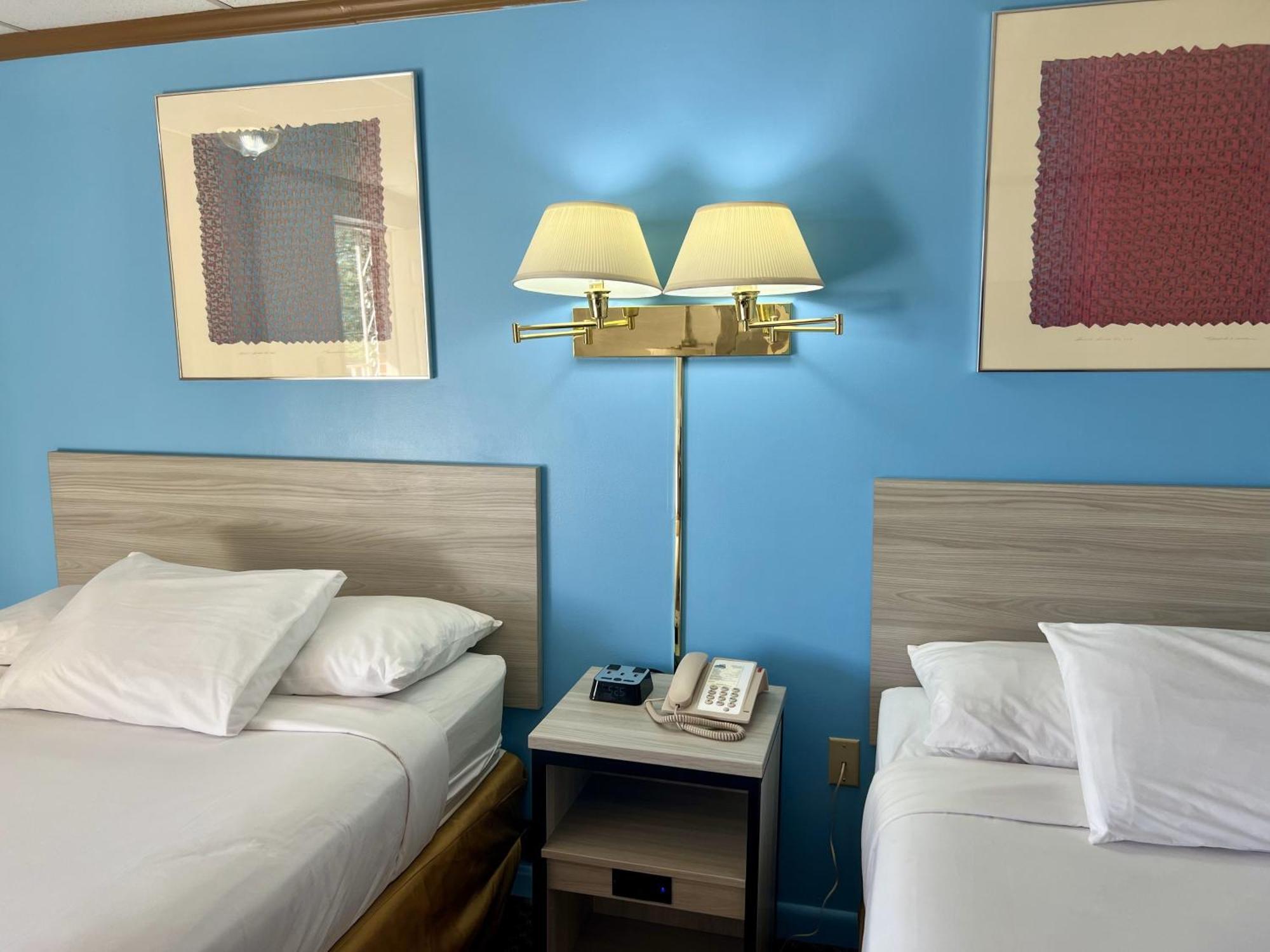 Standard Room Two Double Beds Non-Smoking