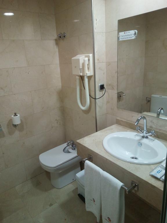 Twin Room,692784033:JPEG