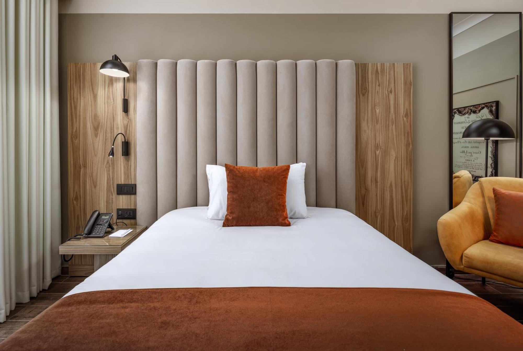 Superior Cosy Double