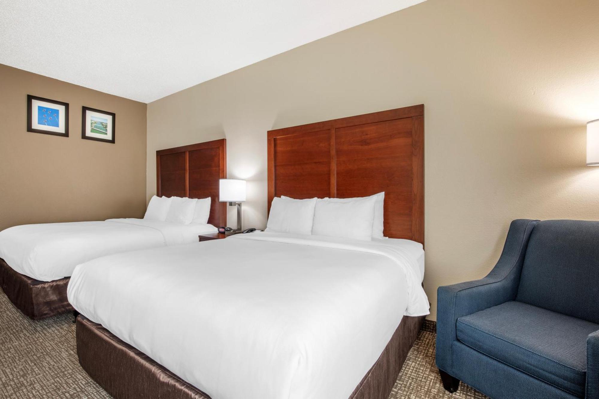 Queen Room with Two Queen Beds - Accessible/Non Smoking