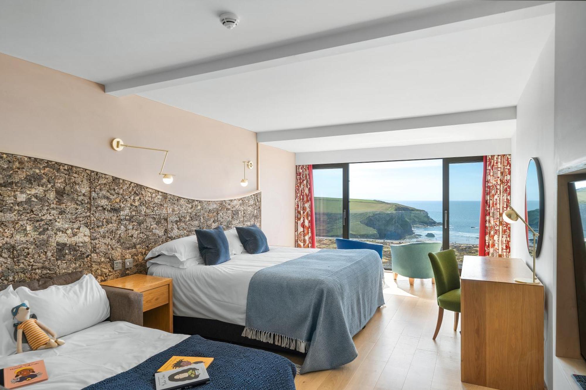 Spacious Sea View Double or Twin