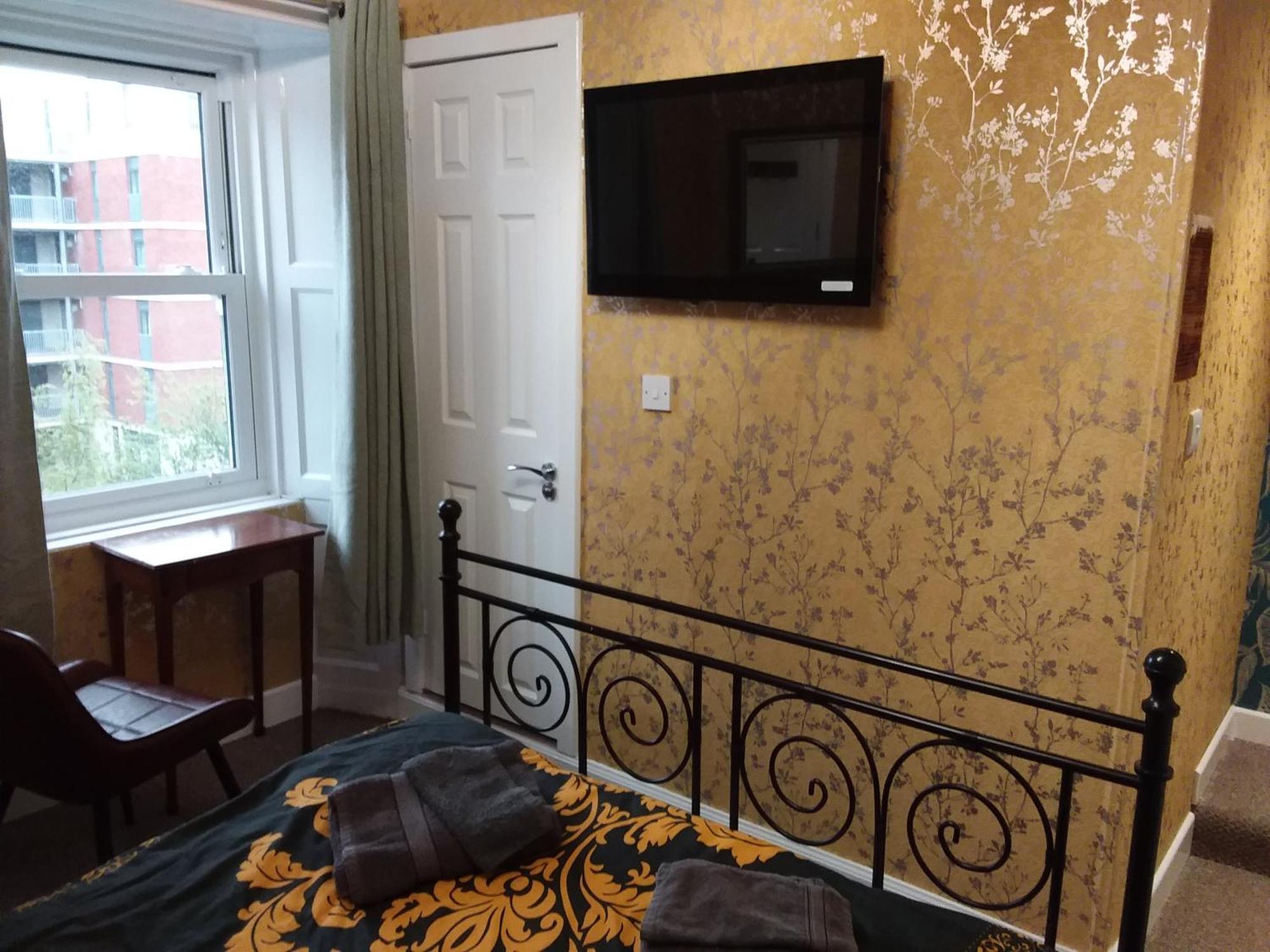 Budget Double Room,1586123099:JPEG