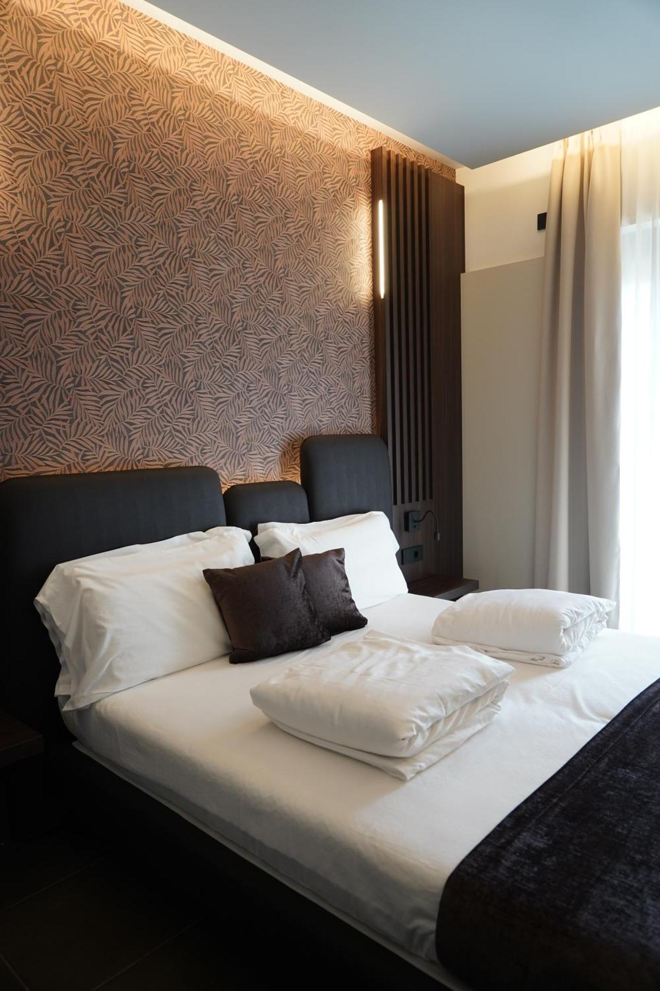 Double Room Balcony,1586129247:JPEG