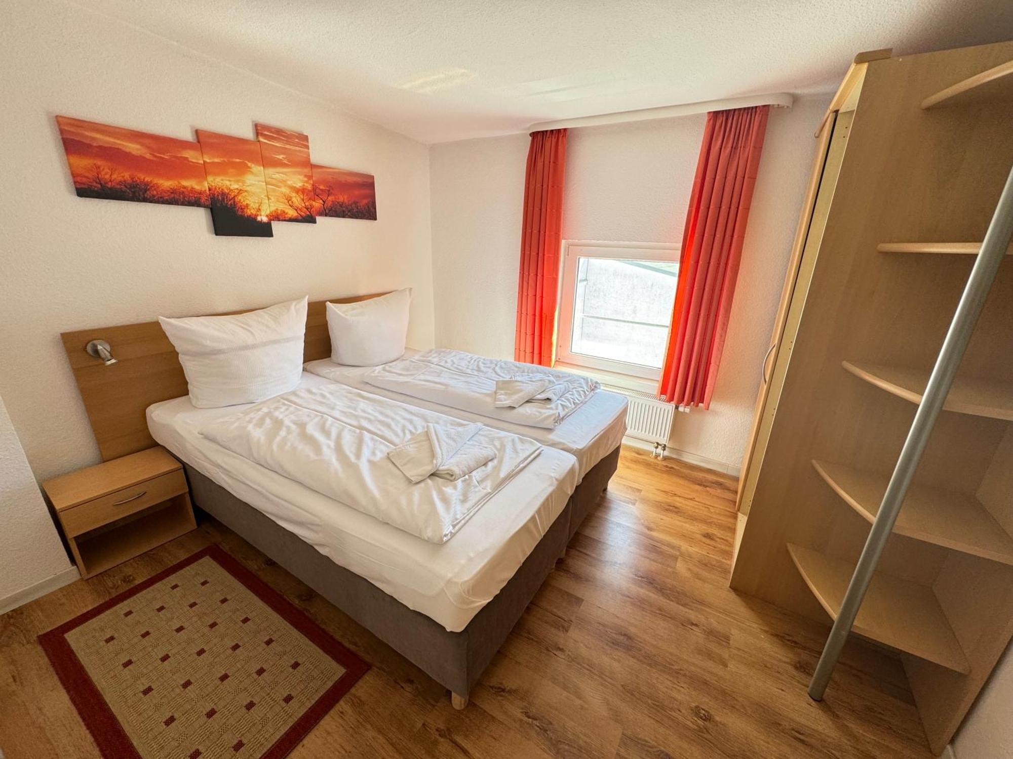 Standard Suite