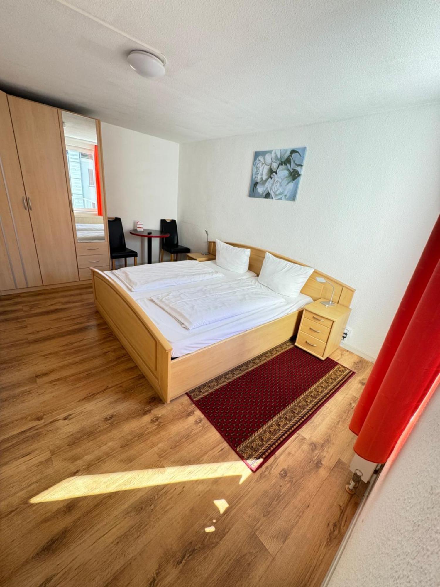 Economy Double Room,564278913:JPEG