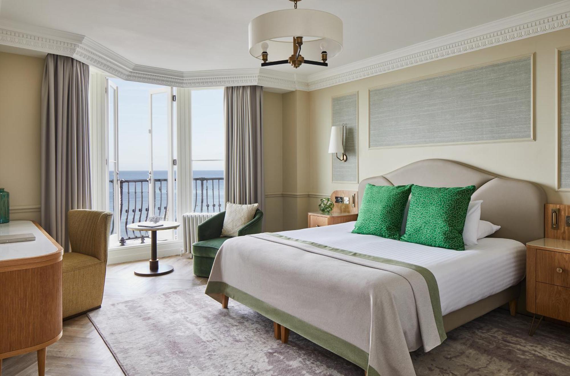 Feature Executive King Sea View Balcony,1586820804:JPEG