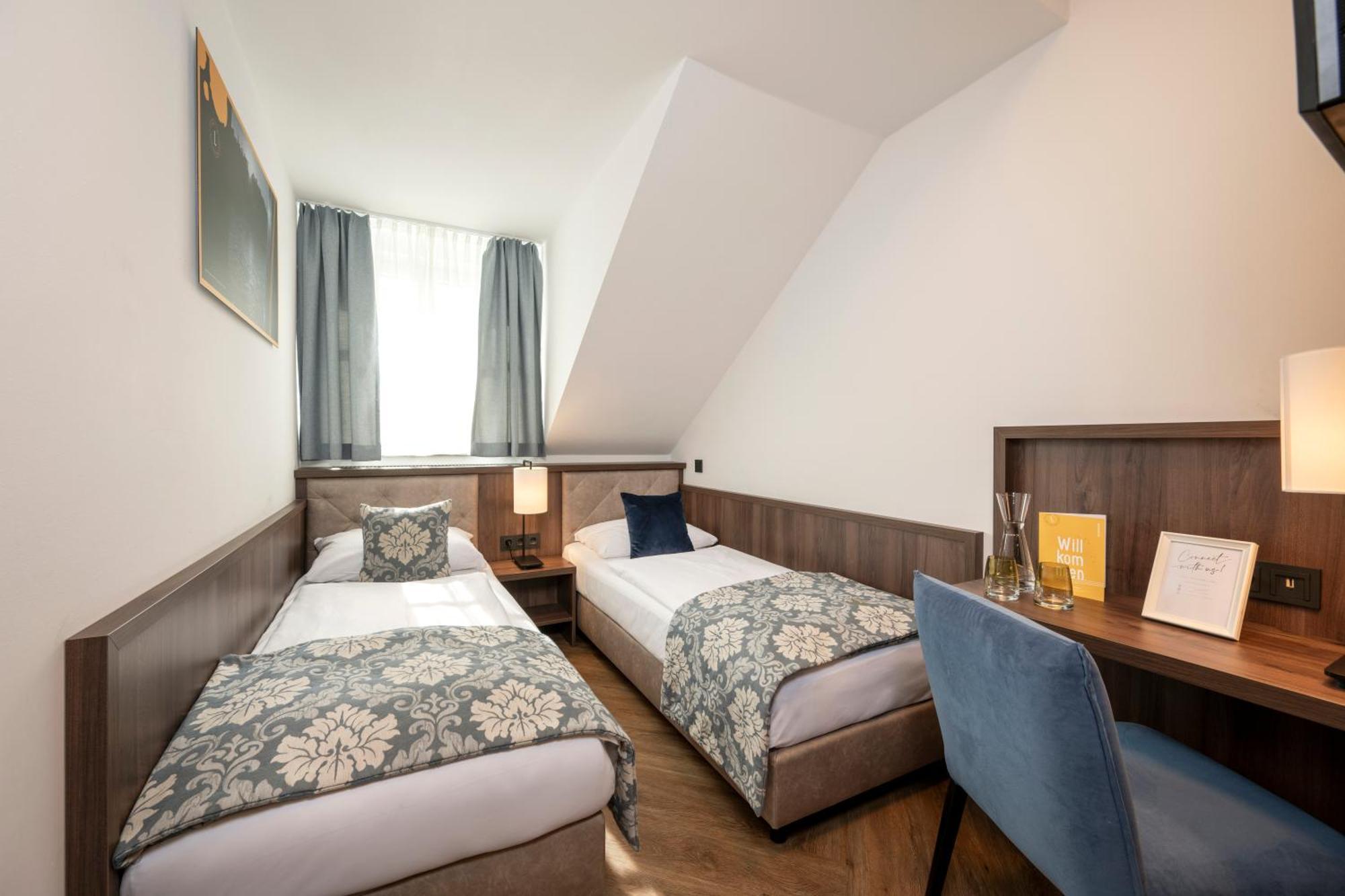 Cosy Double Room
