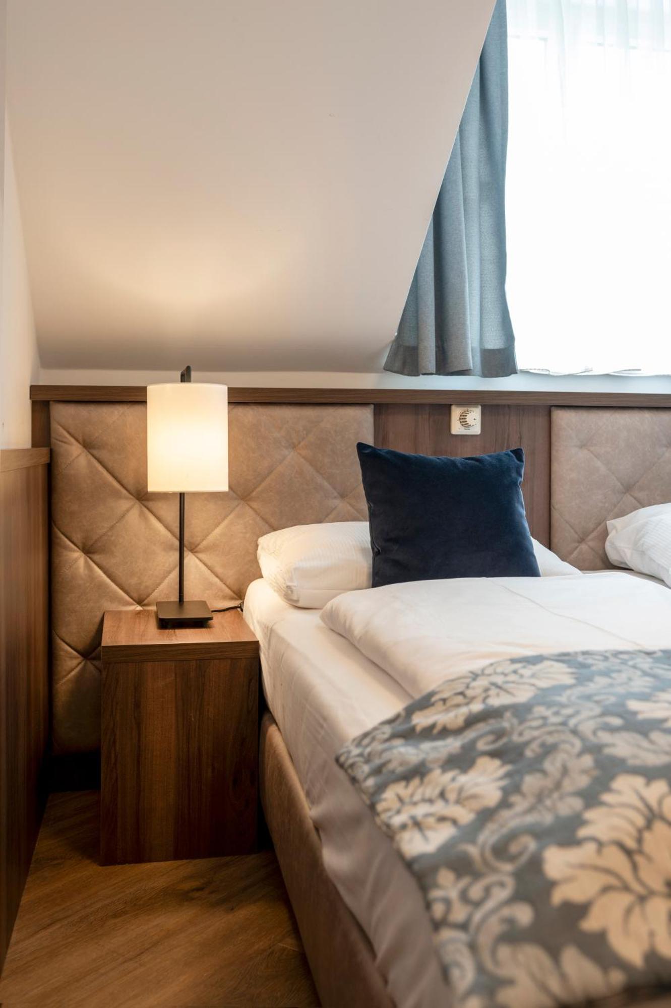 Cosy Double Room