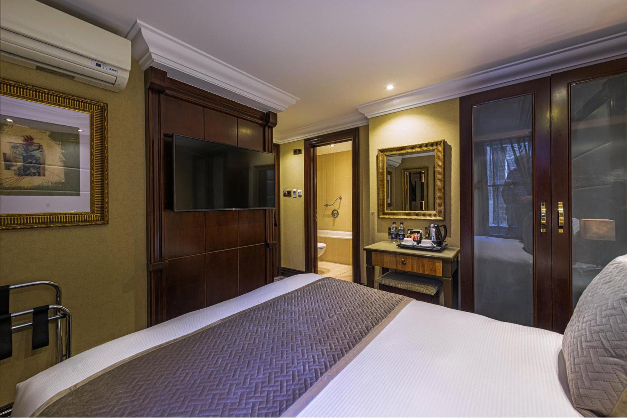 Small Double Room