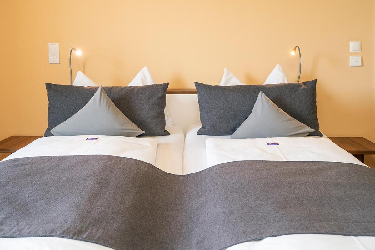 Deluxe Double Room Bath