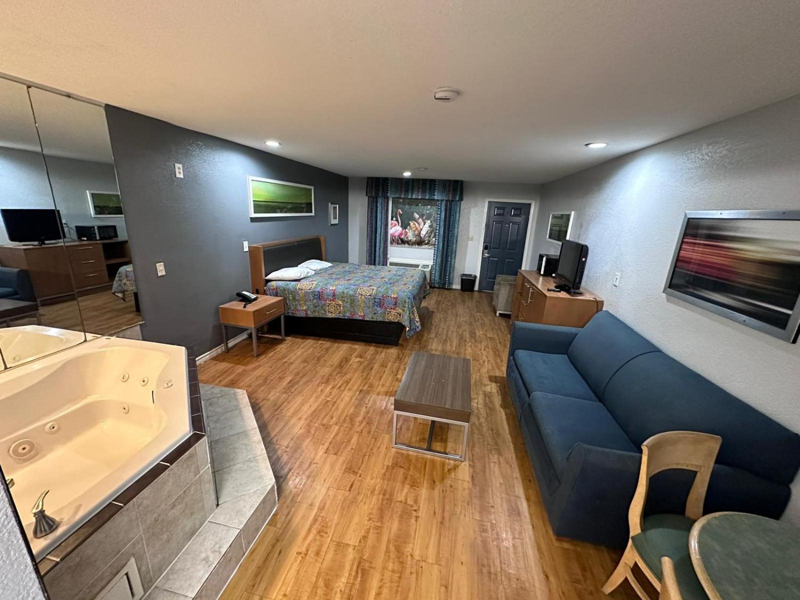 King Room