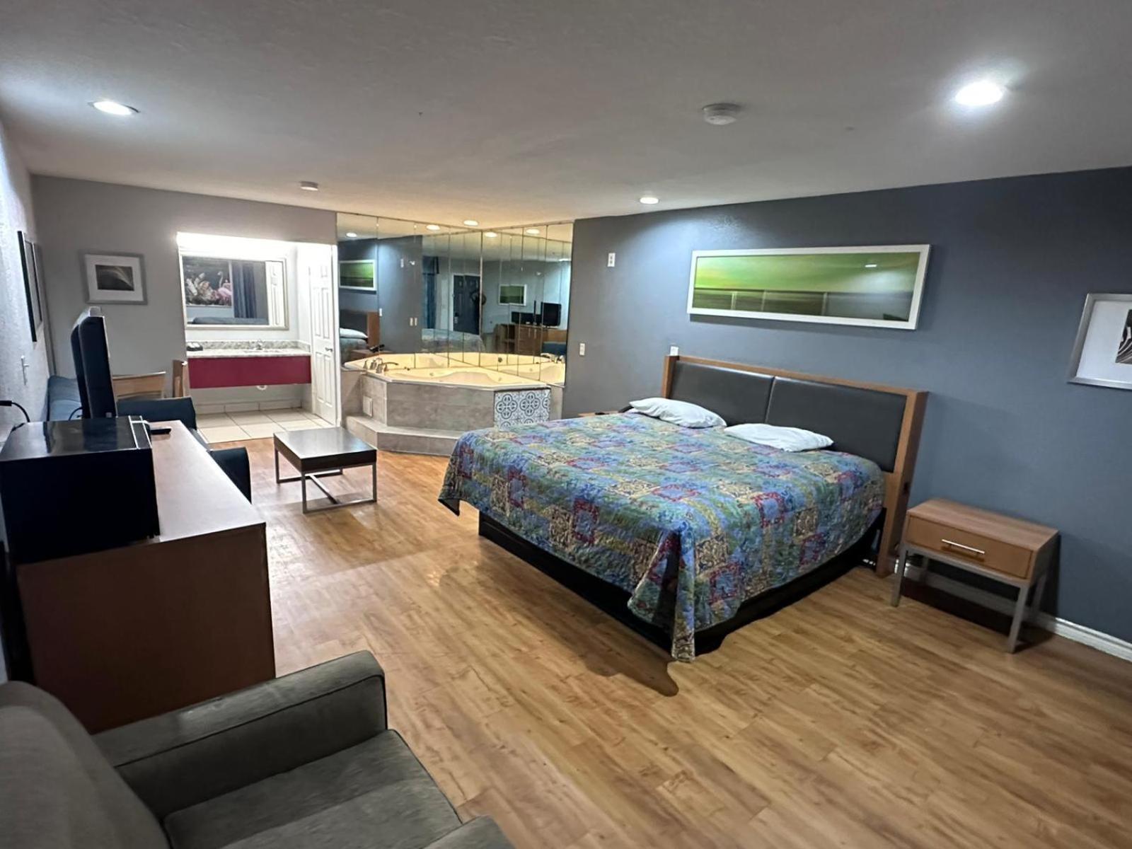 King Room