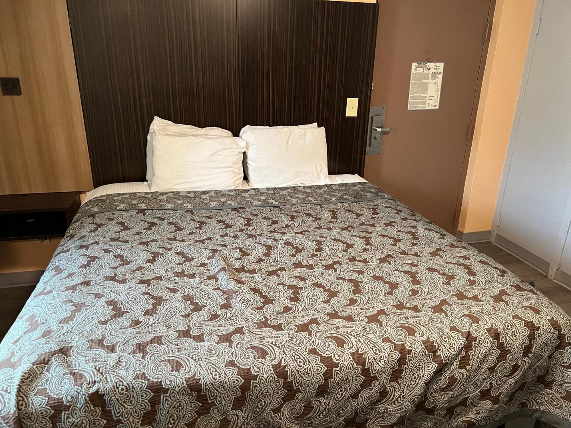 King Room Non-Smoking