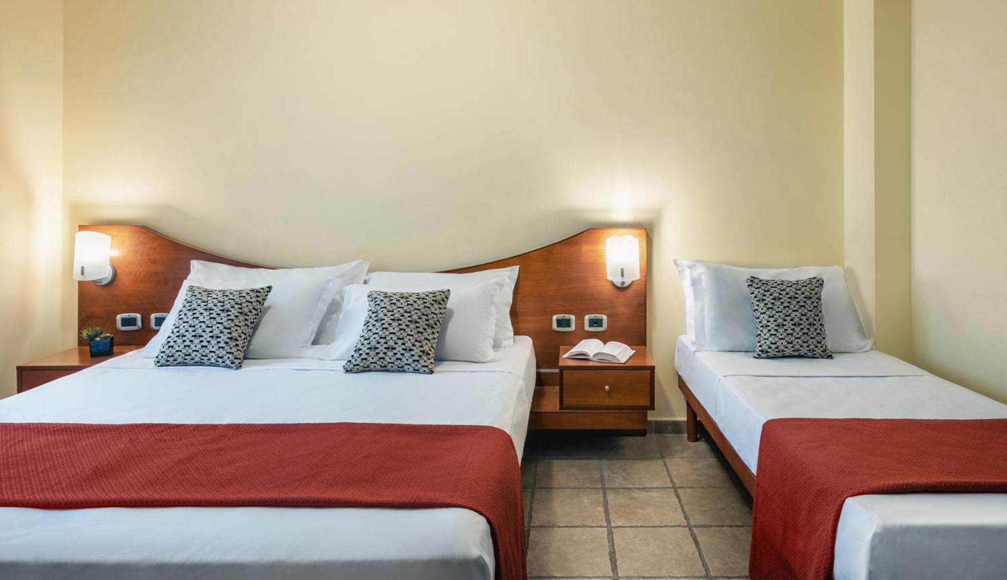 Standard Triple Room,1586838455:JPEG