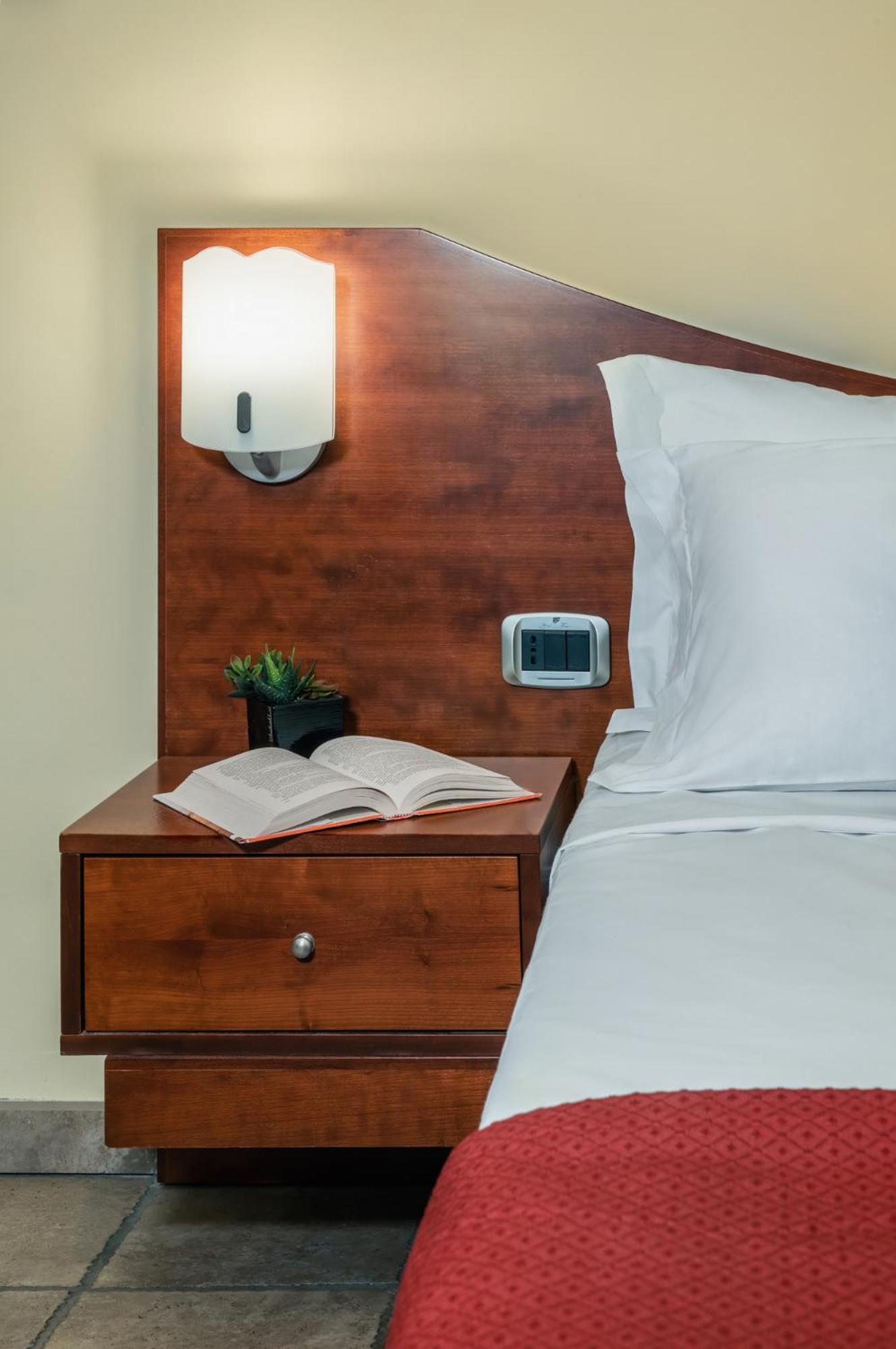 Economy Single Room