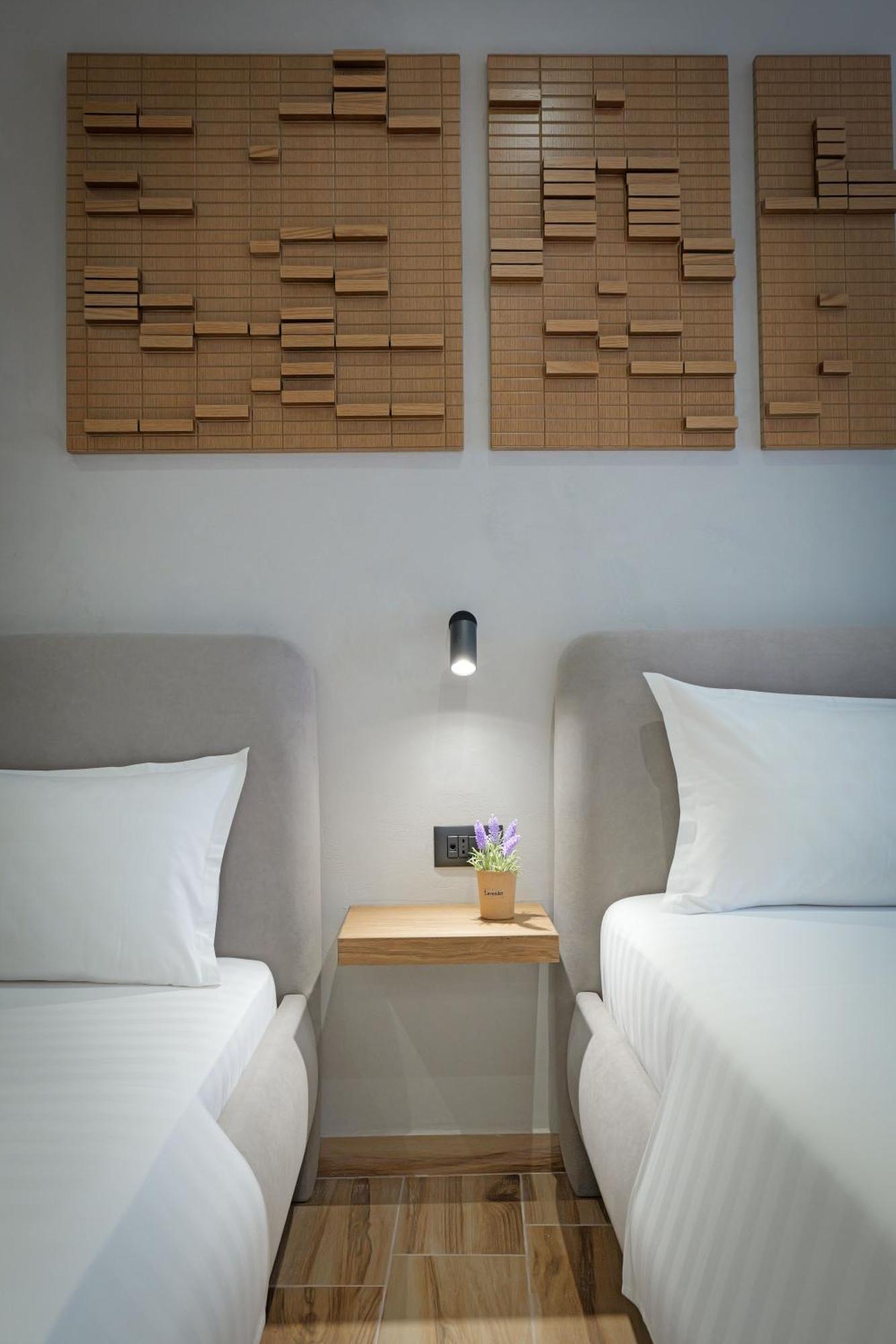 Superior Triple Room,1586862545:JPEG