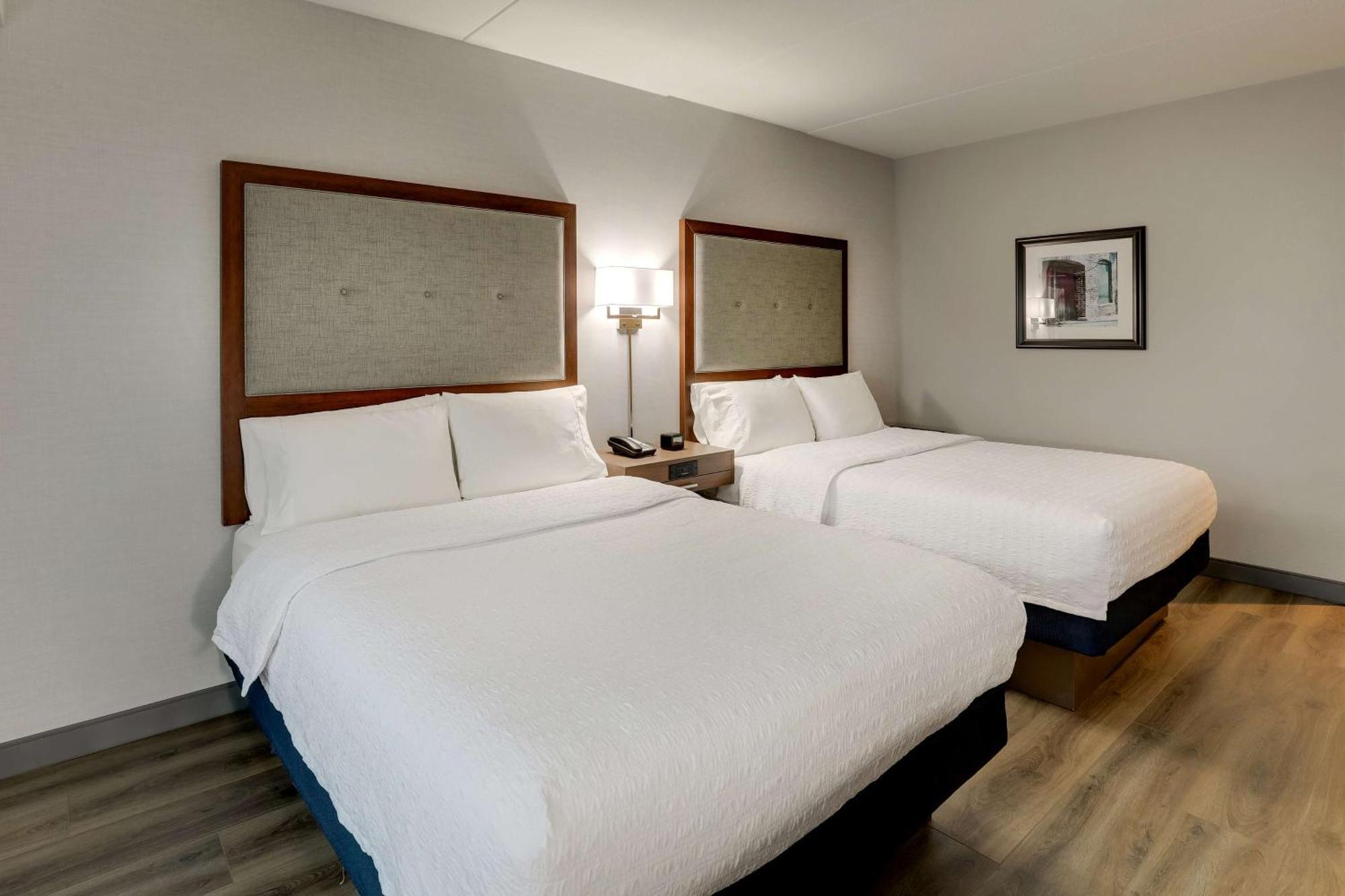 Queen Room Two Queen Beds