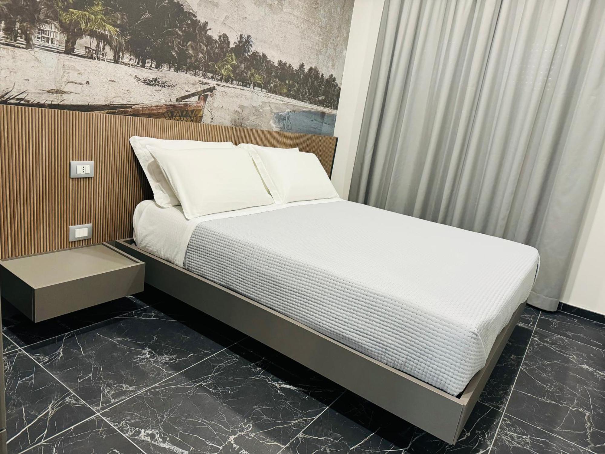 Double Room Private Bathroom