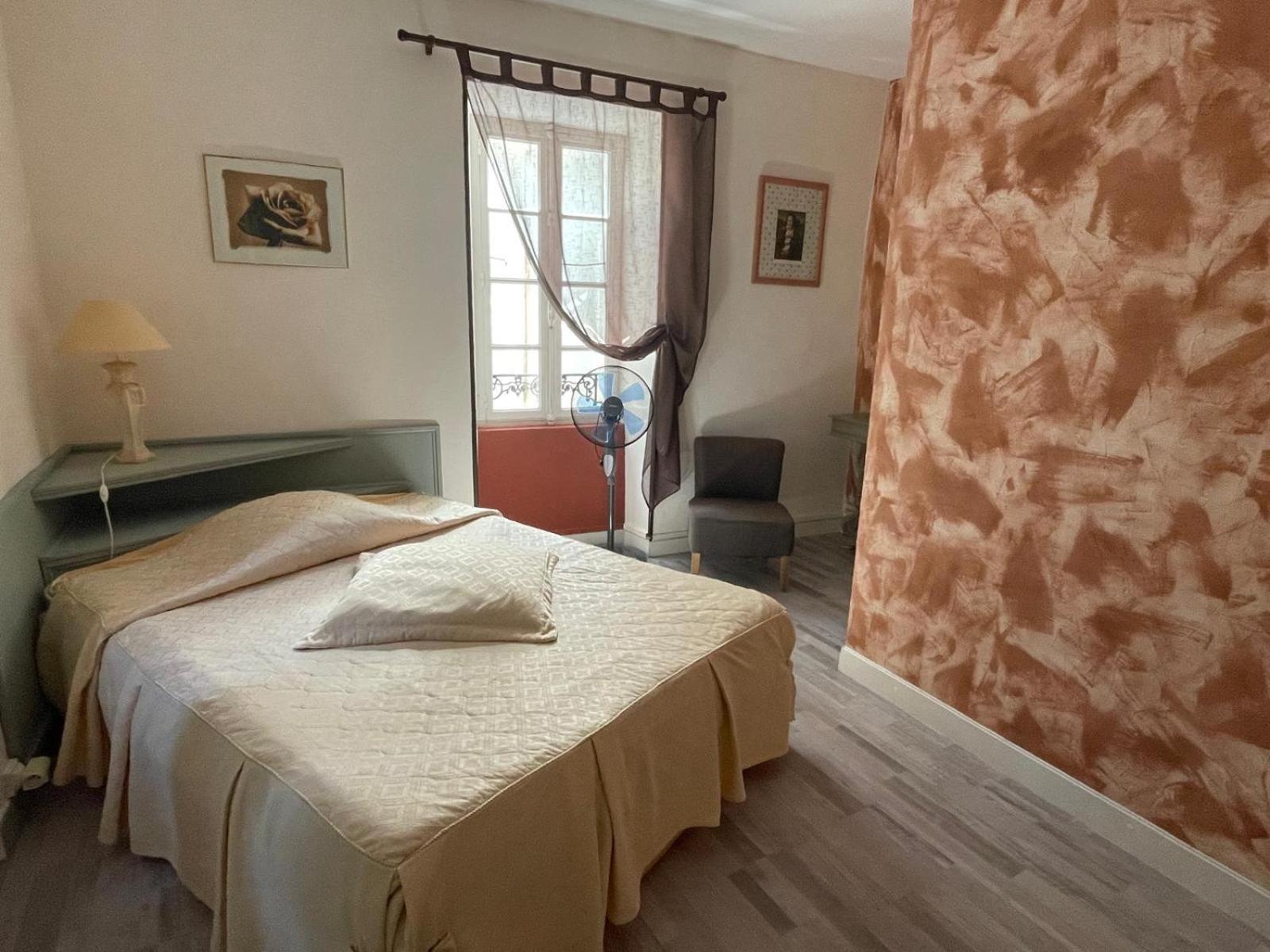 Standard Single Room,1589648898:JPEG