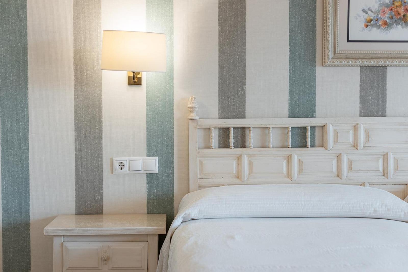 Double or Twin Room Sea View