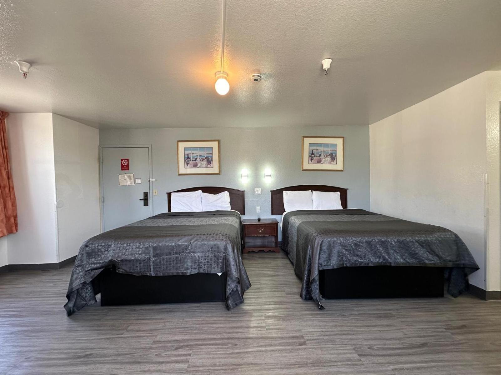 Two Queen Beds Non Smoking