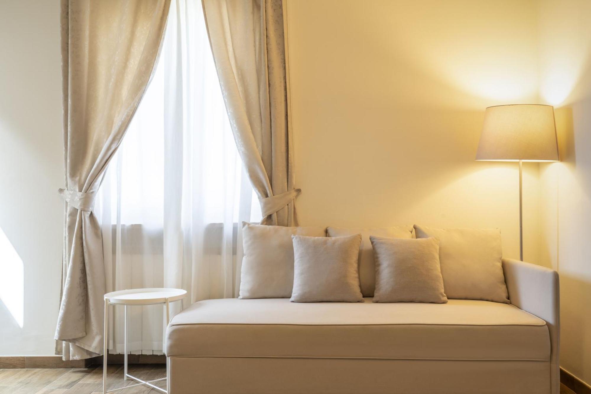 Superior One-Bedroom Apartment