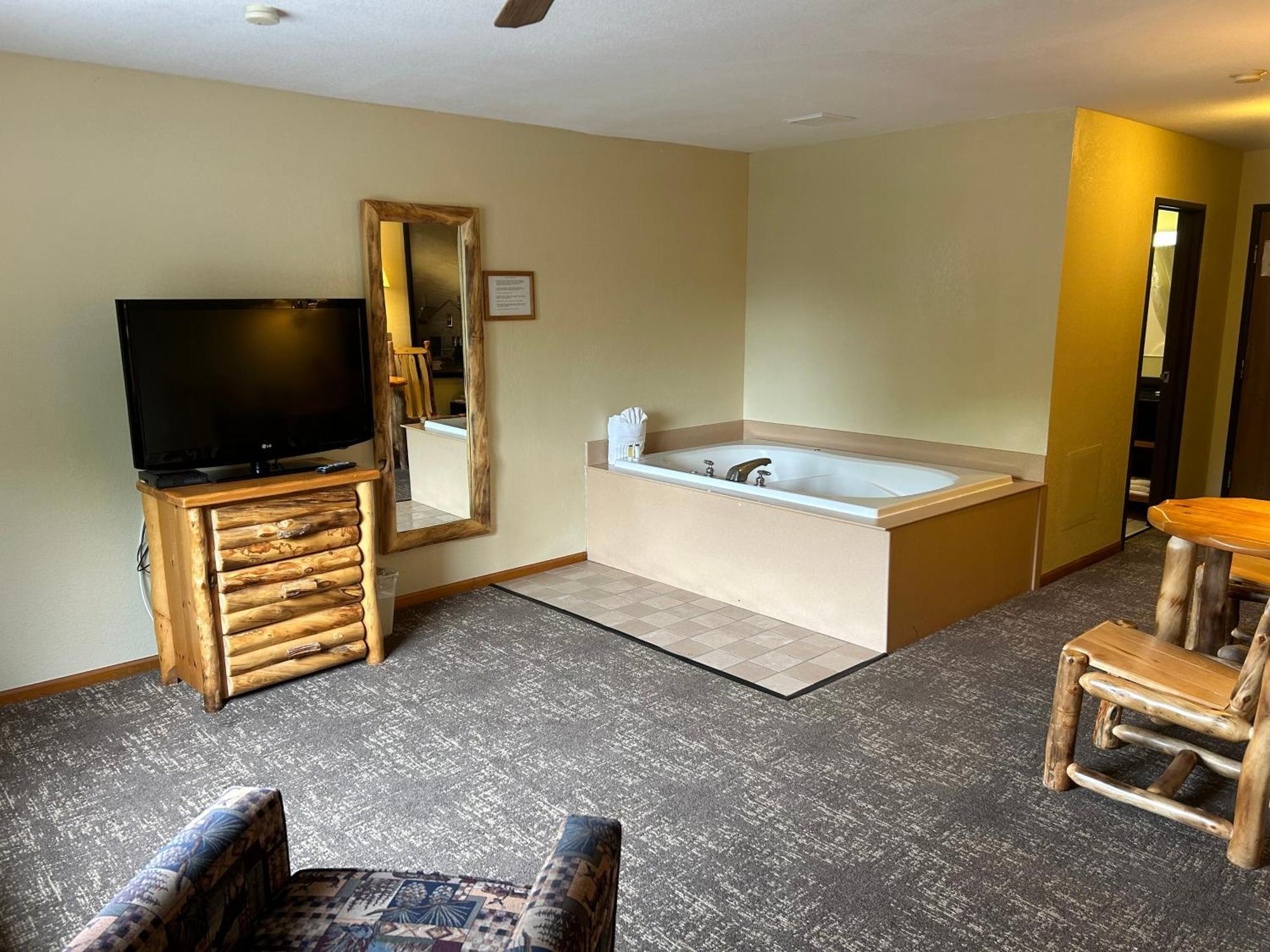 King Room Spa Bath