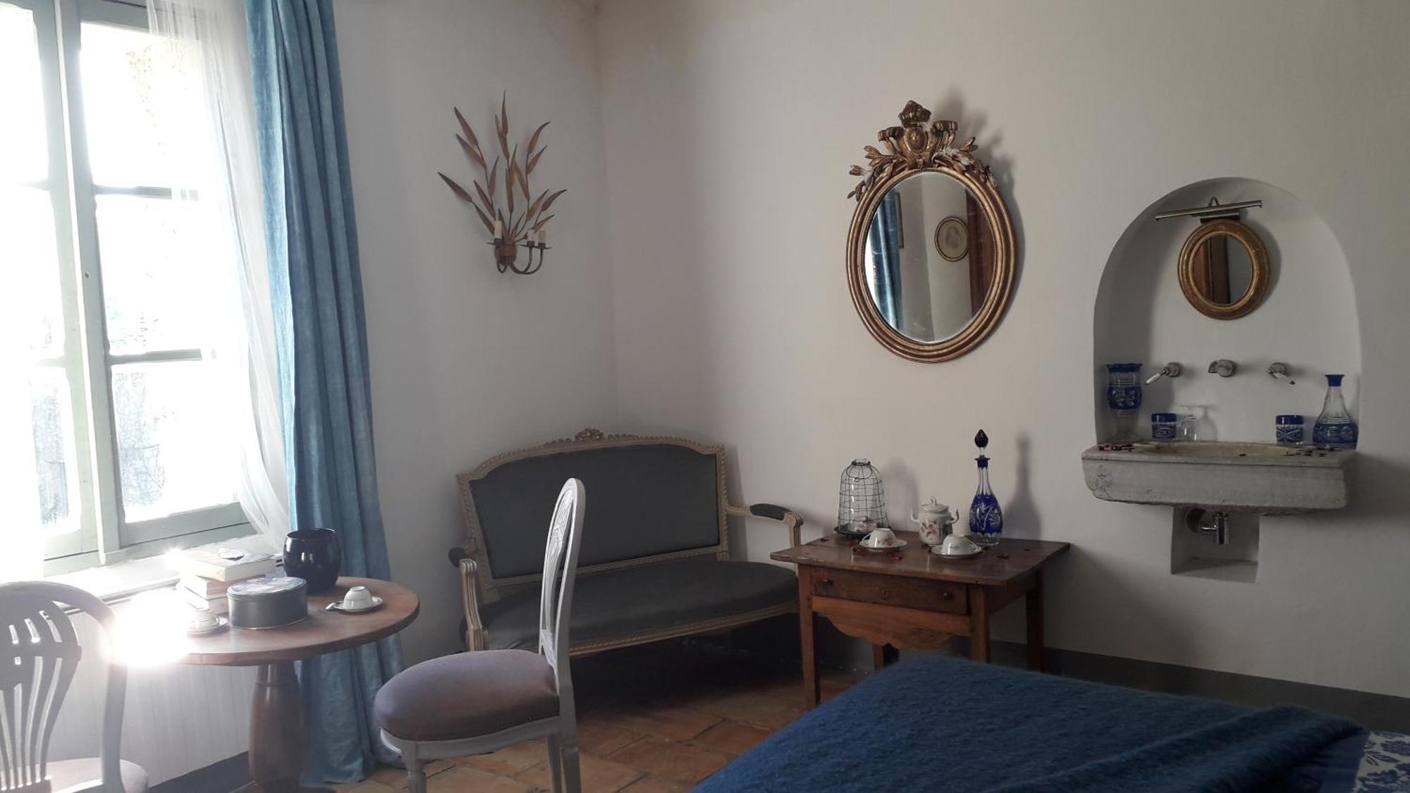 Queen Room Garden View,1587510920:JPEG