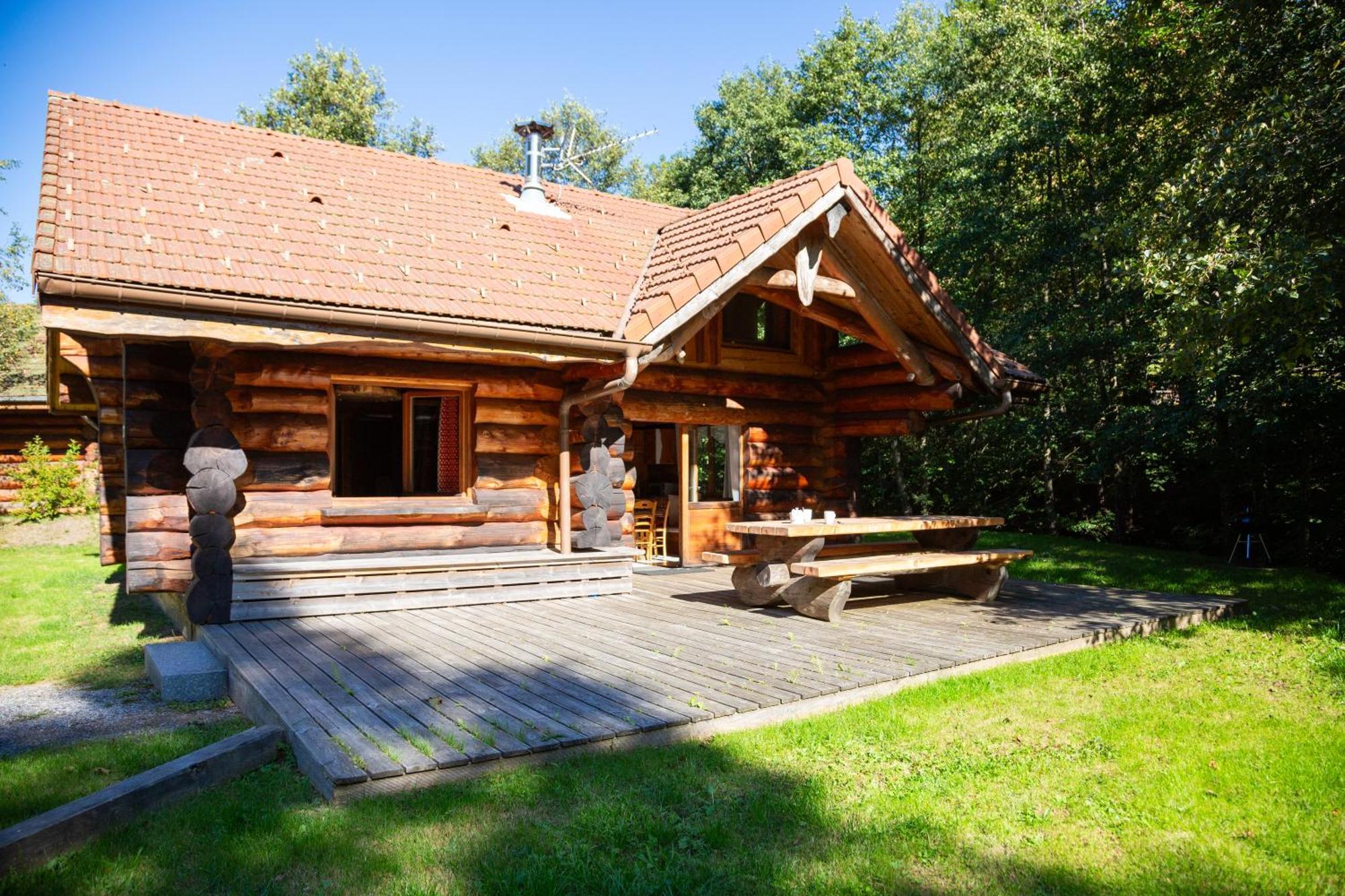 Three-Bedroom Chalet (6 People),1587513800:JPEG