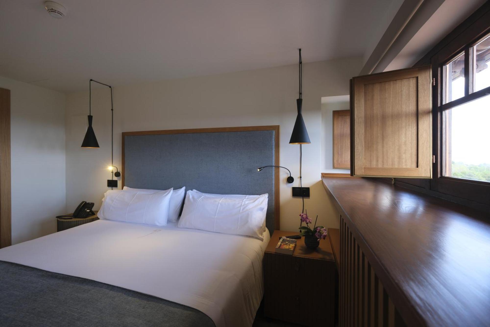 Single Room,1587652914:JPEG