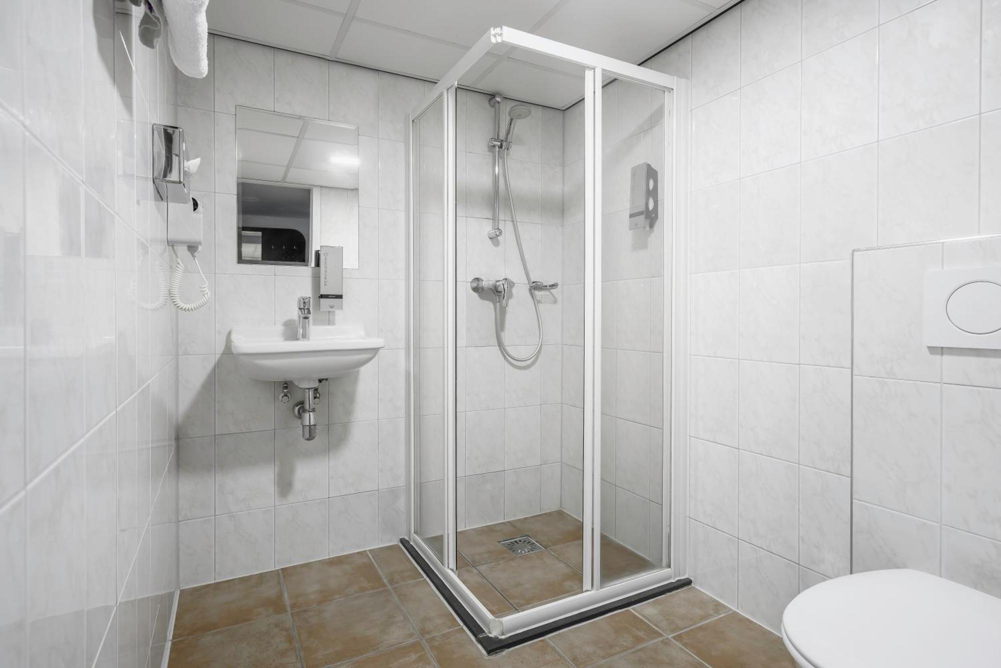 Basement Twin Room