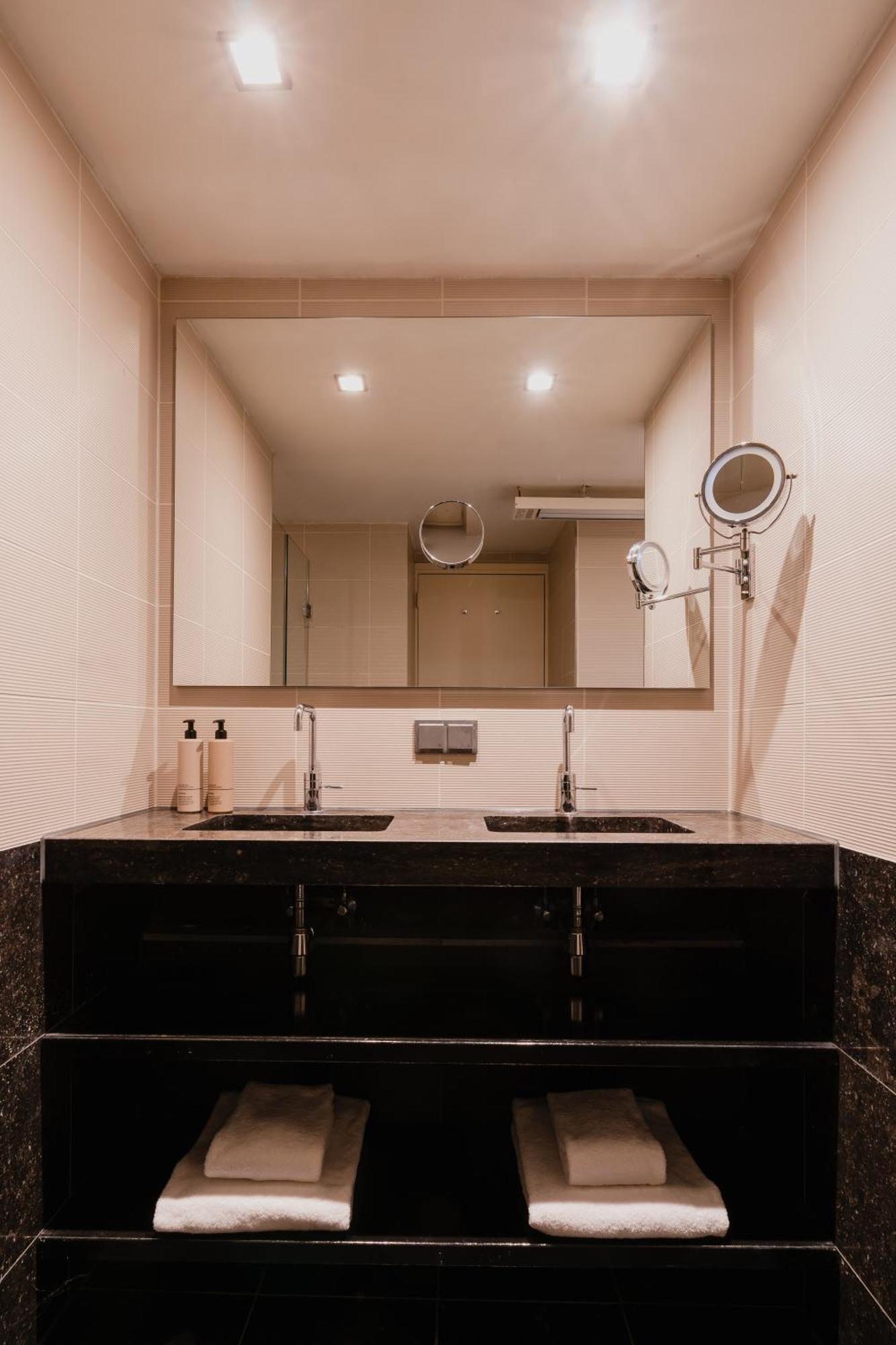 Souterrain Executive Double or Twin Room