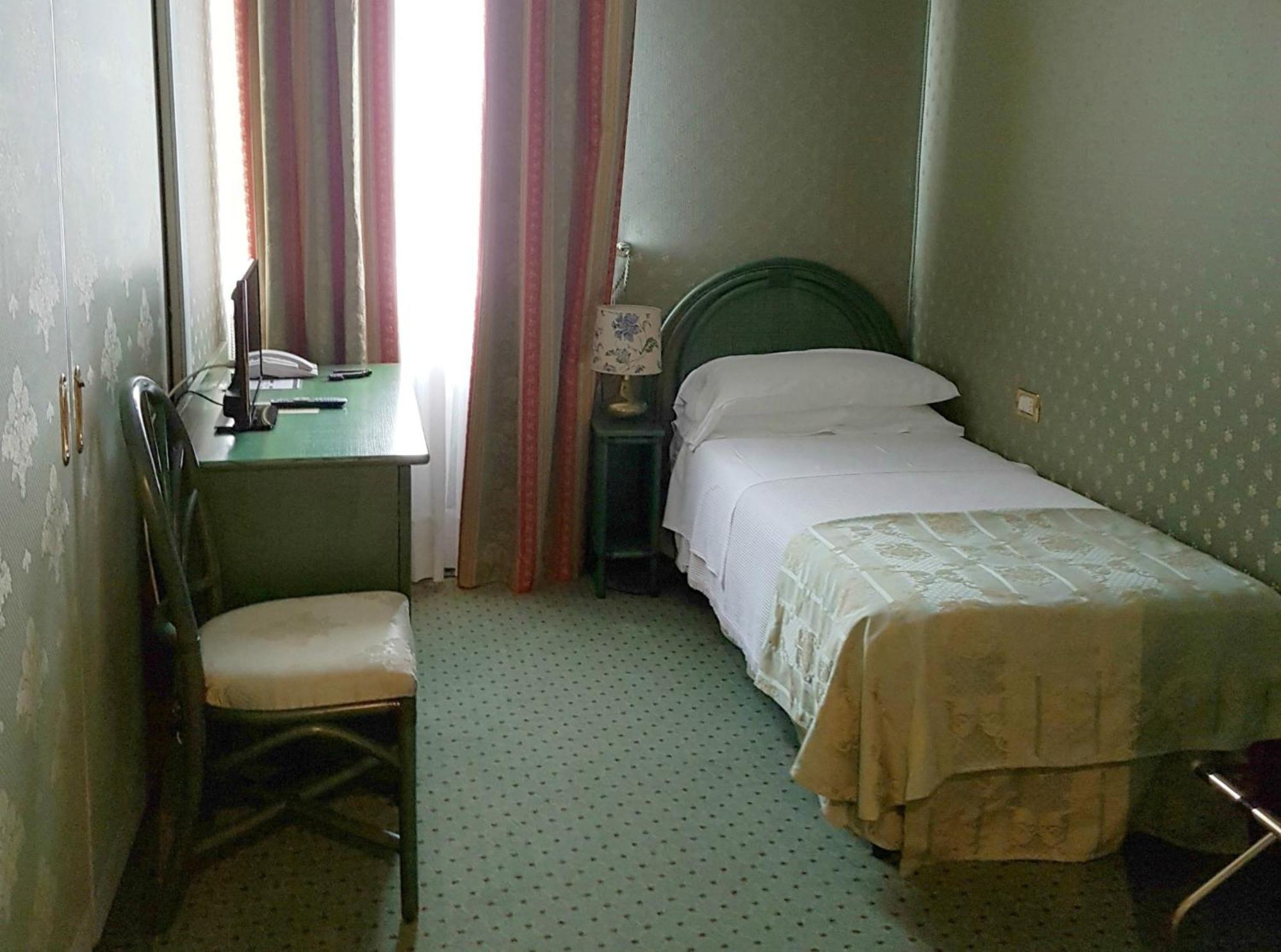 Economy Single Room