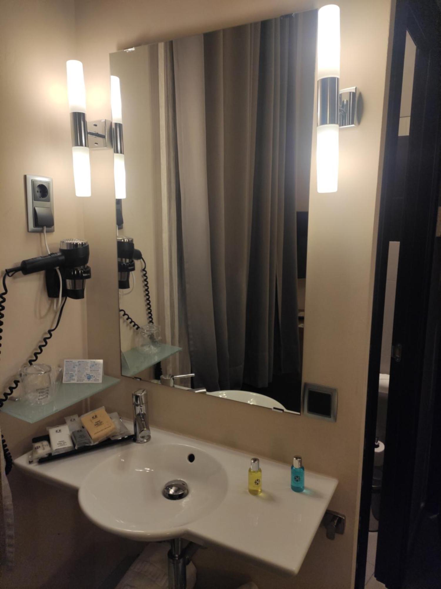 Economy Single Room,1729989538:JPEG