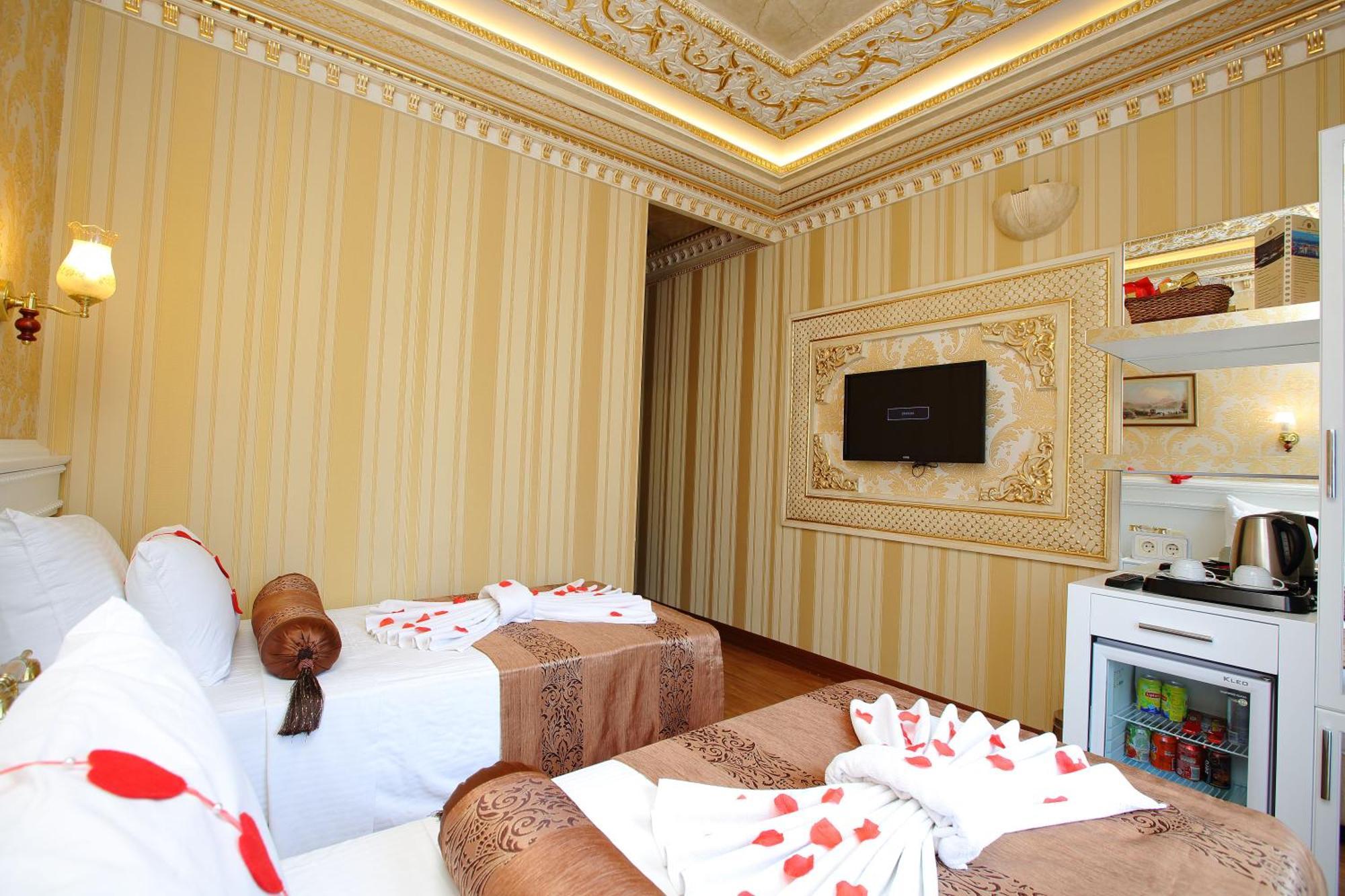 Deluxe Double or Twin Room