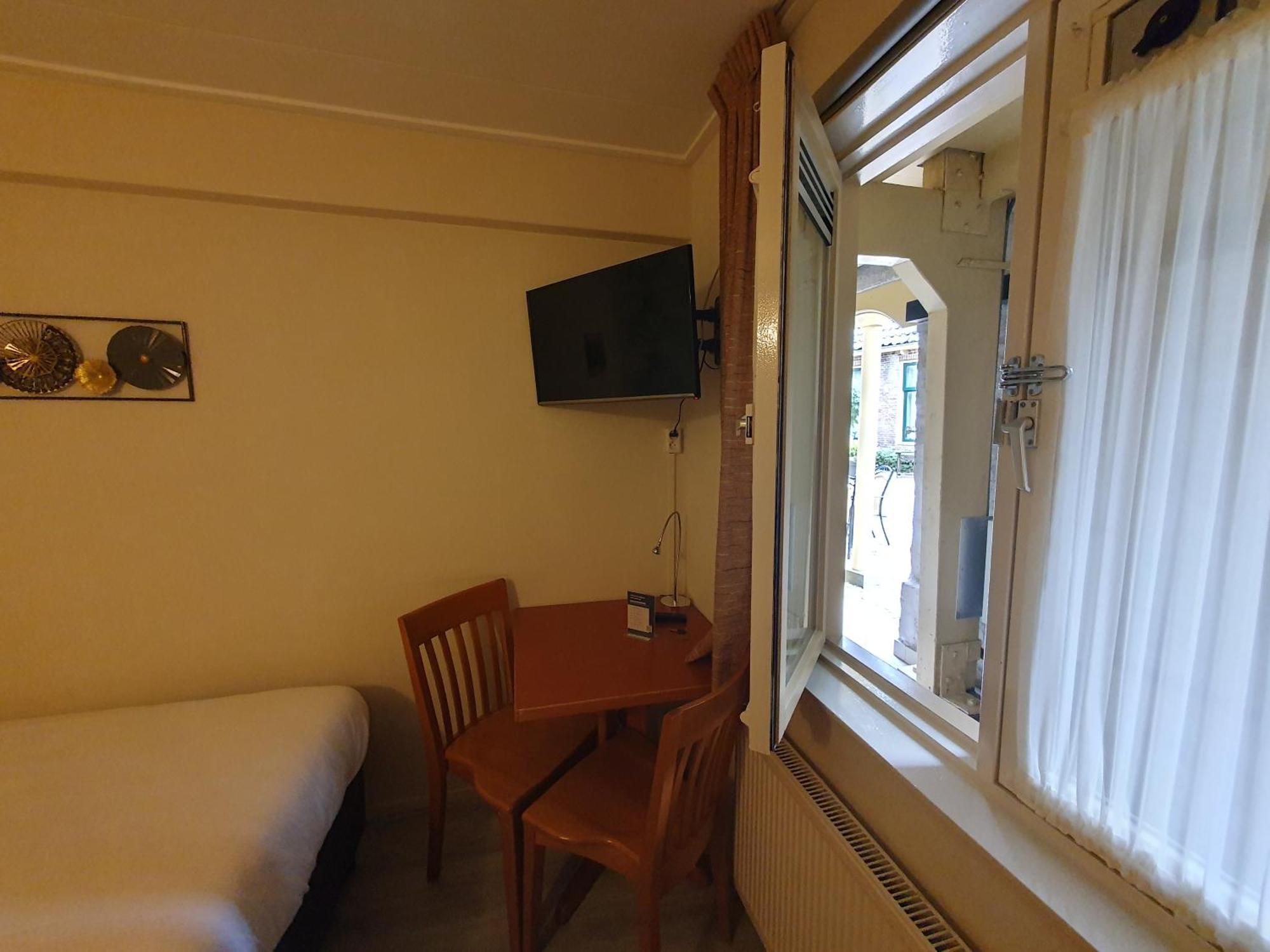 Budget Twin Room