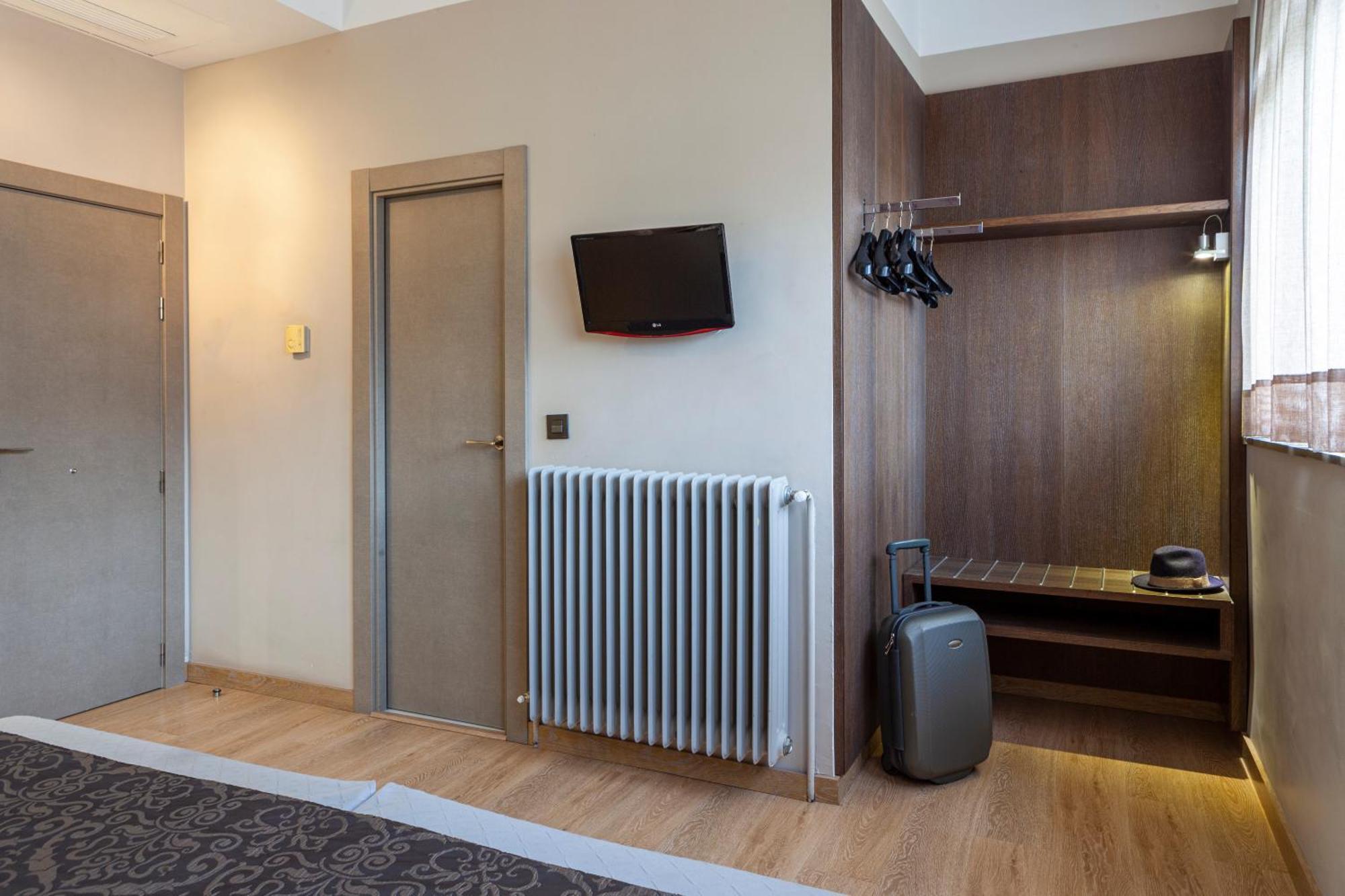 Double Room One Extra Bed