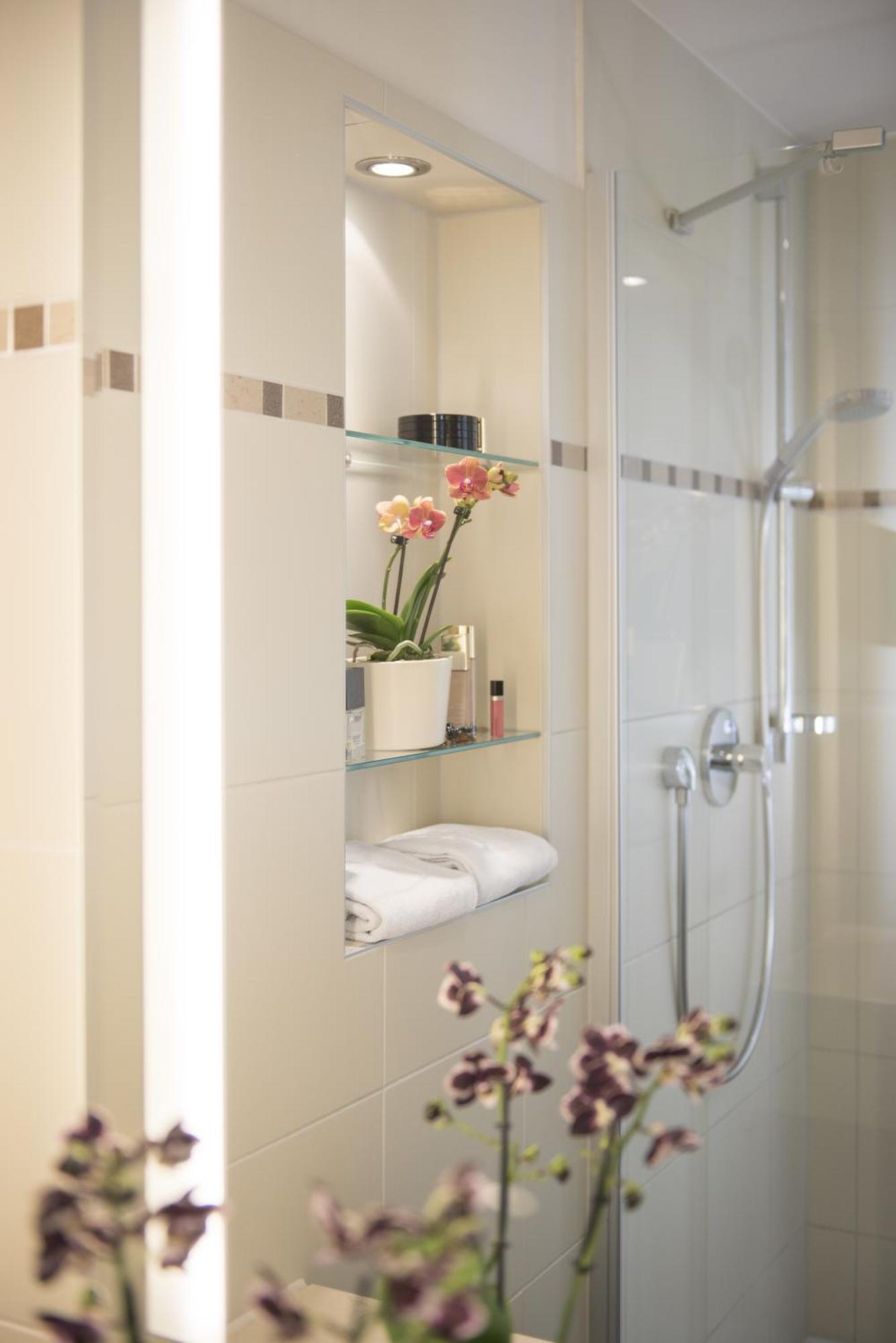Small Double Room Air Conditioning