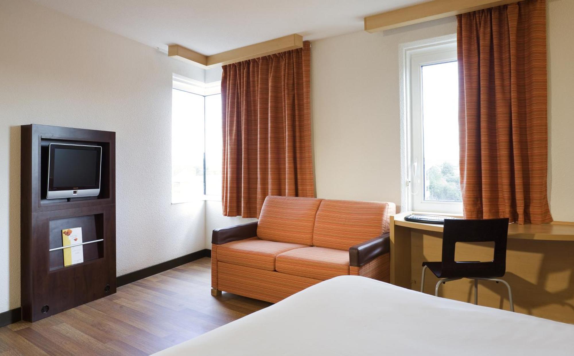 Standard Room One Double Bed