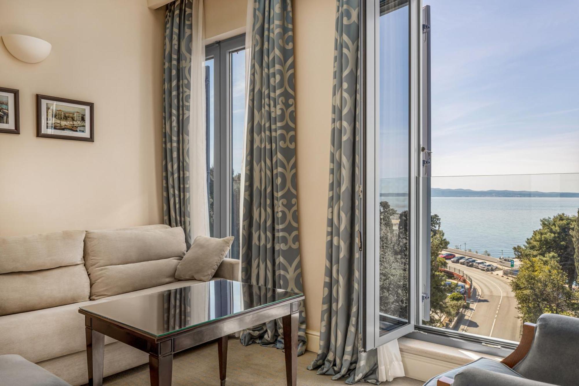 Deluxe Double Room Sea View