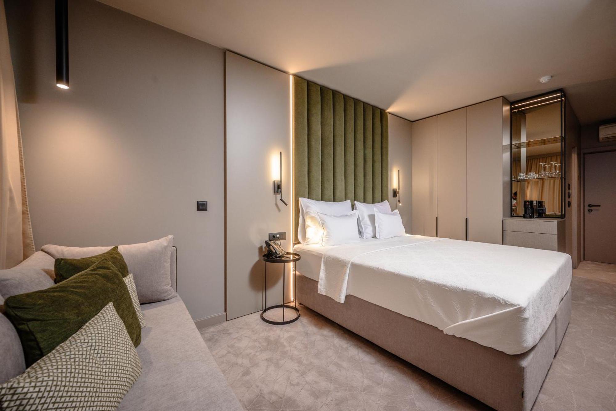 Superior Double Room Balcony