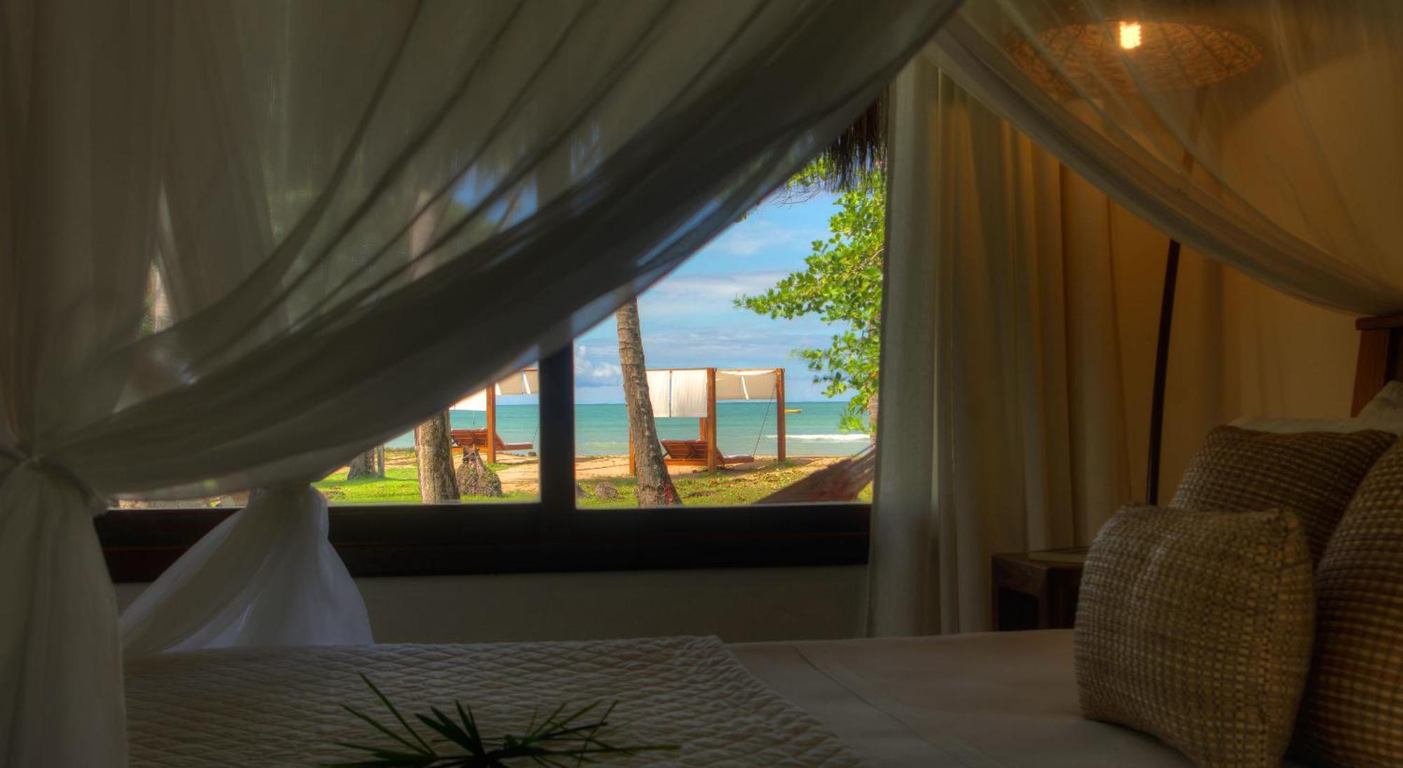 Luxury Bungalow Spa Bath Sea View
