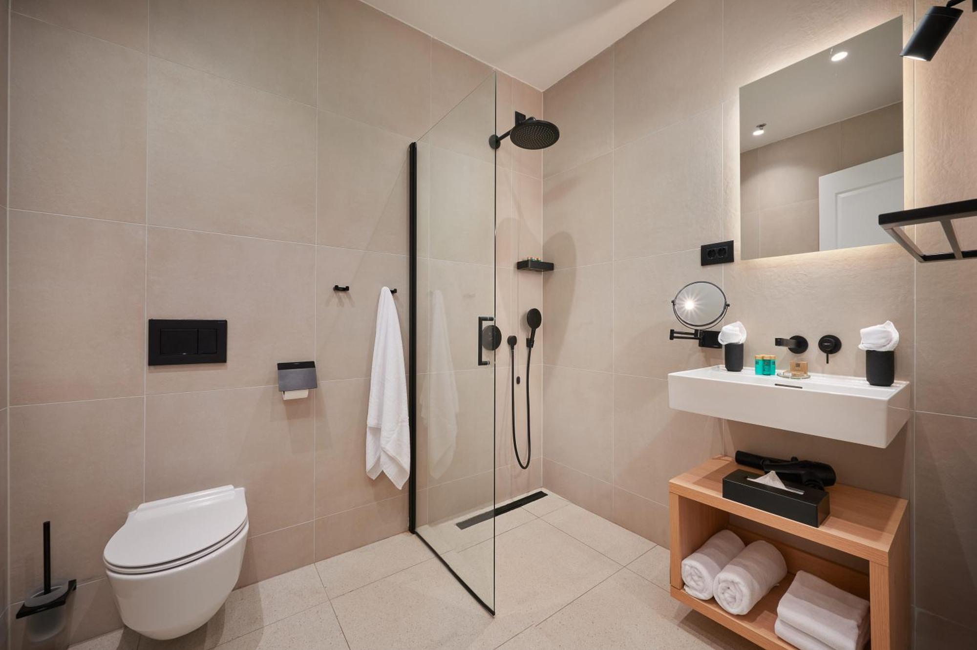 Premium Double or Twin Room Sea Pool view a Balcony Ground Floor