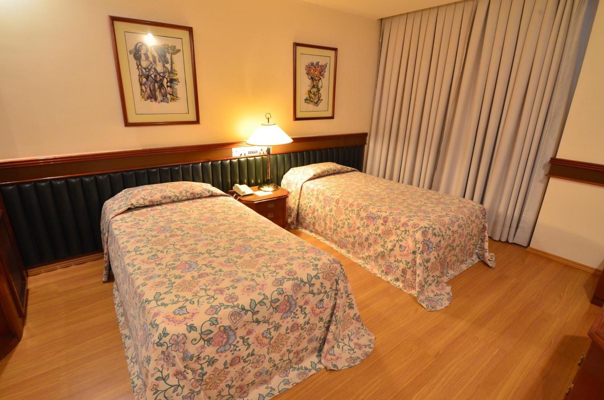 Luxury Twin Room