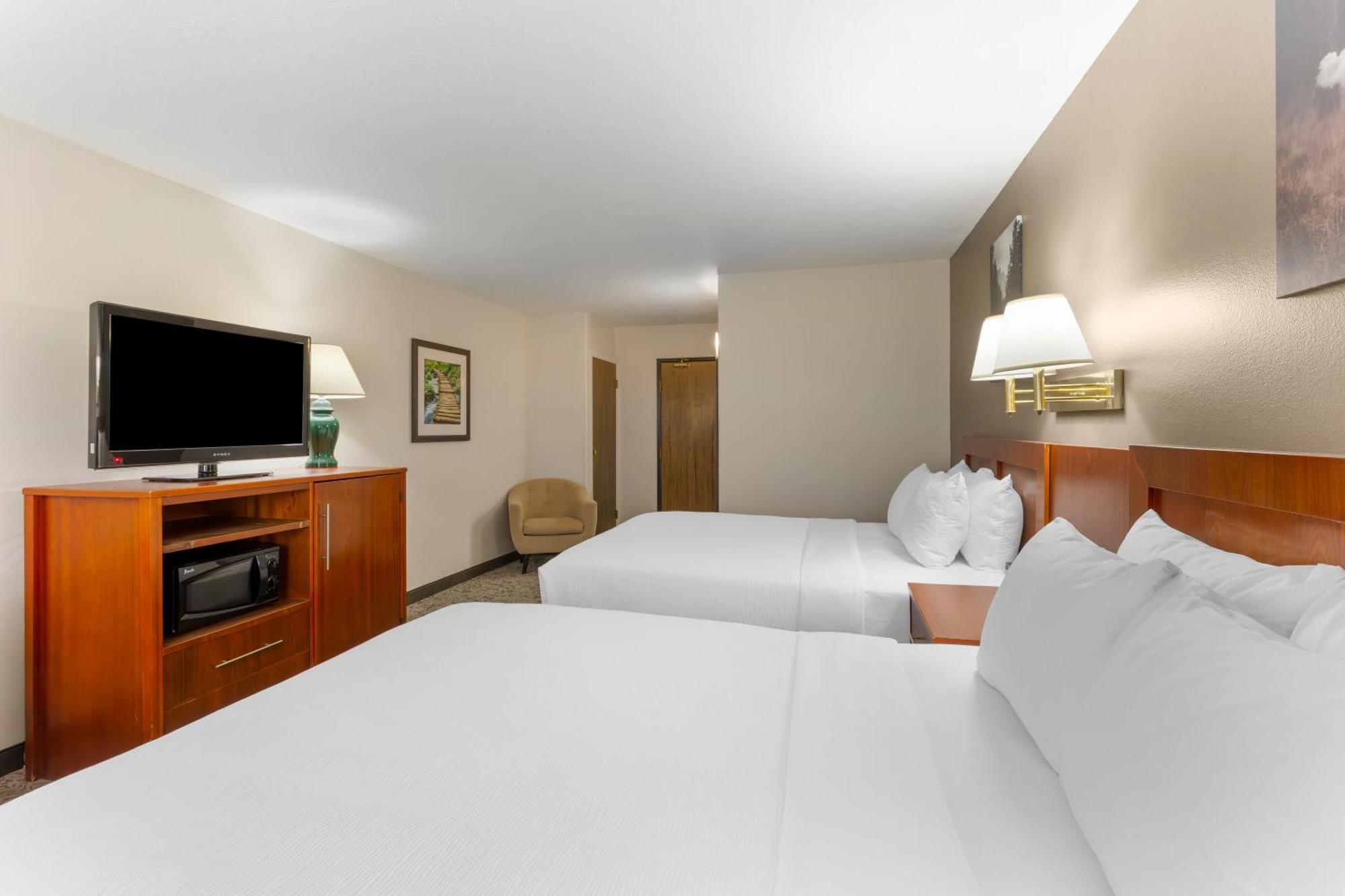 Standard Queen Room with Two Queen Beds