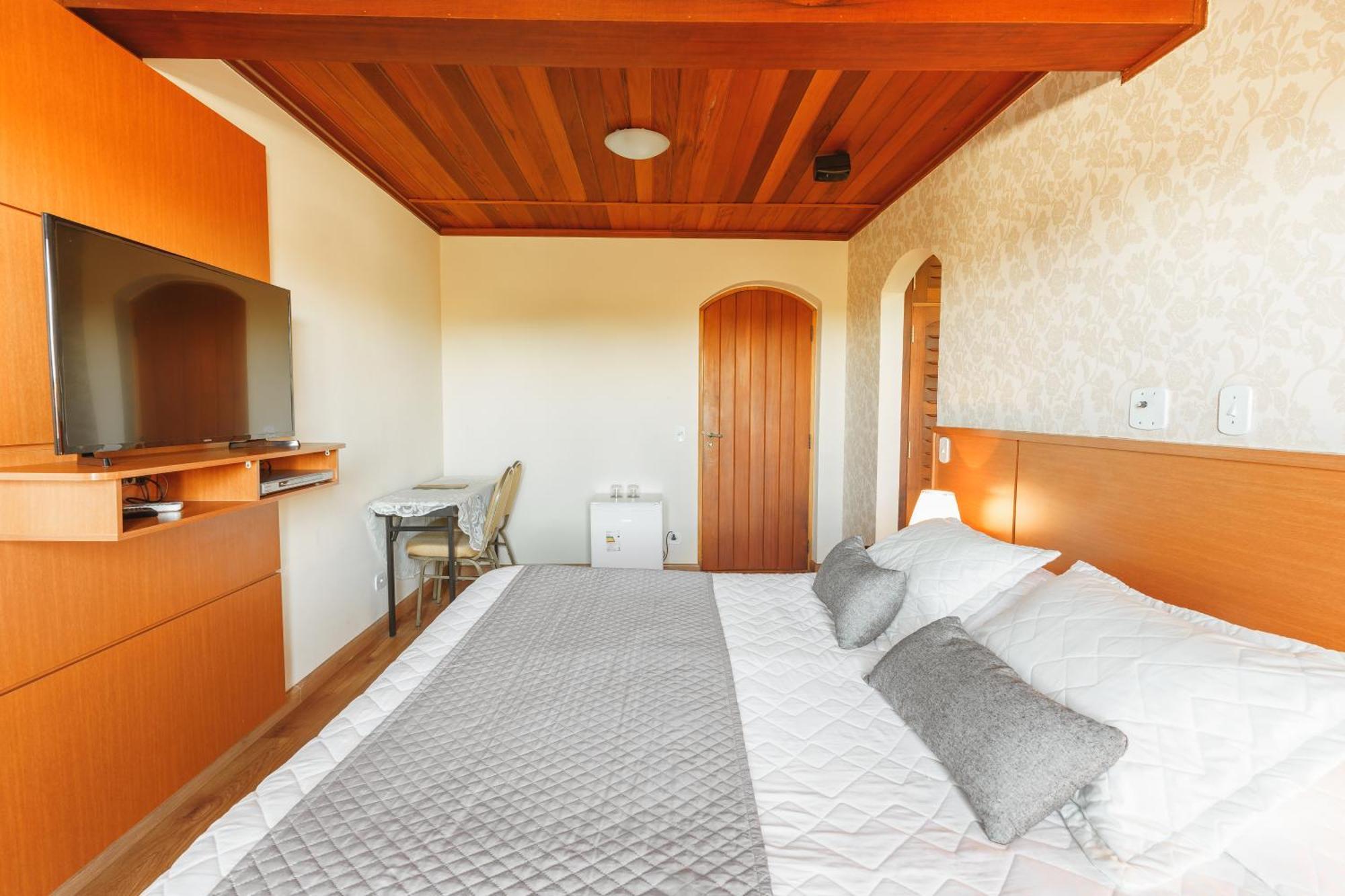 Economy Double Room External