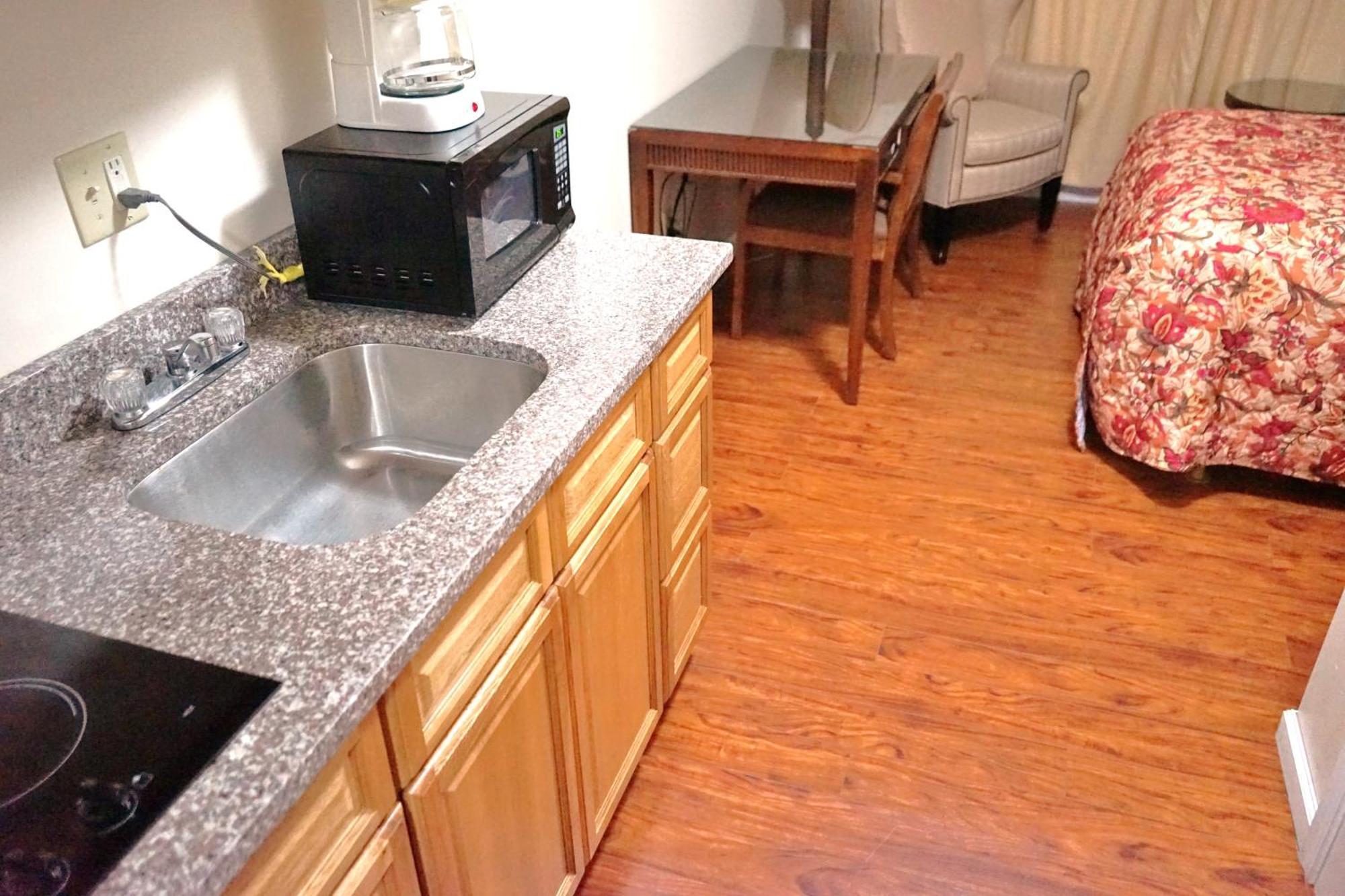 One-Bedroom Suite
