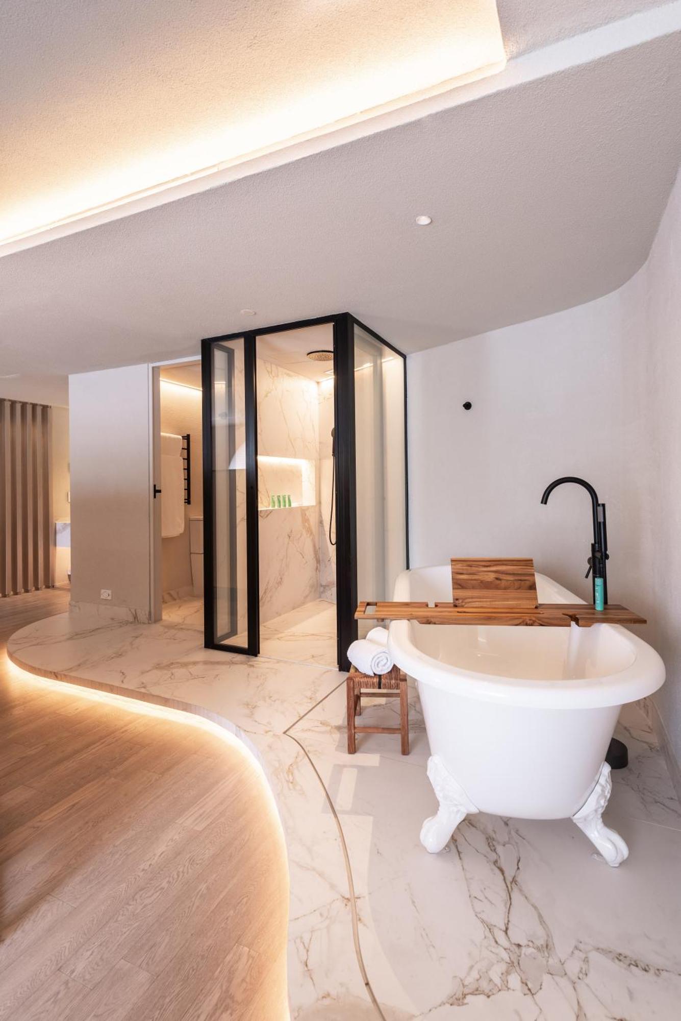 Mayfair Suite
